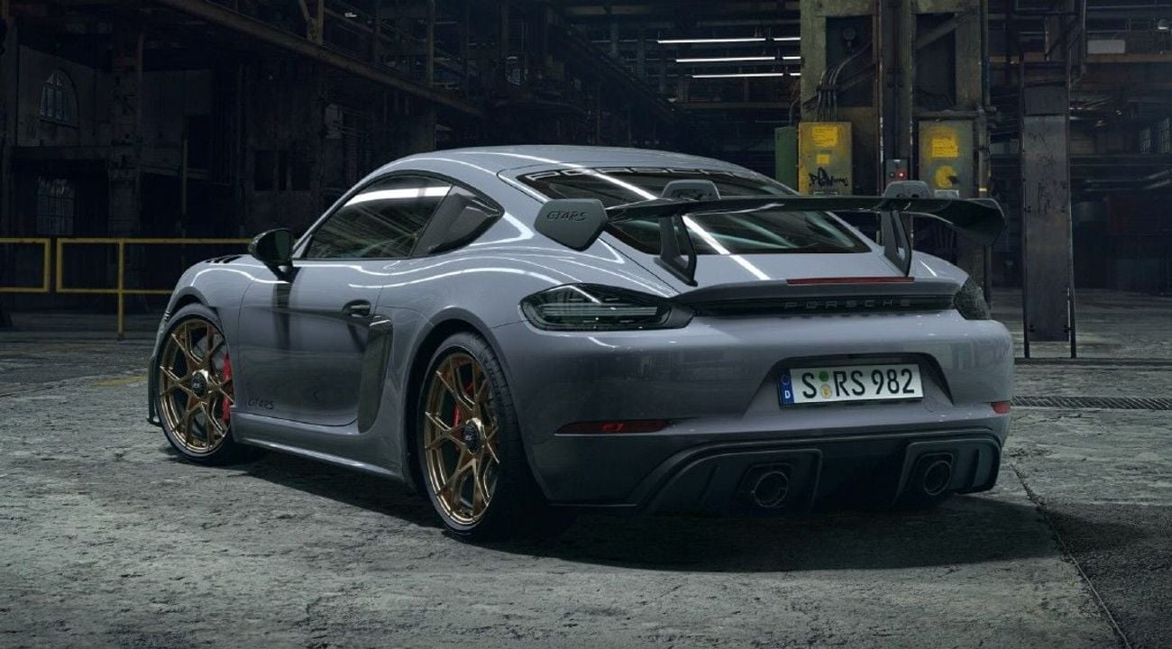 بورش كايمان 718 GT4 RS 4.0L (493 HP) A/T - Weissach