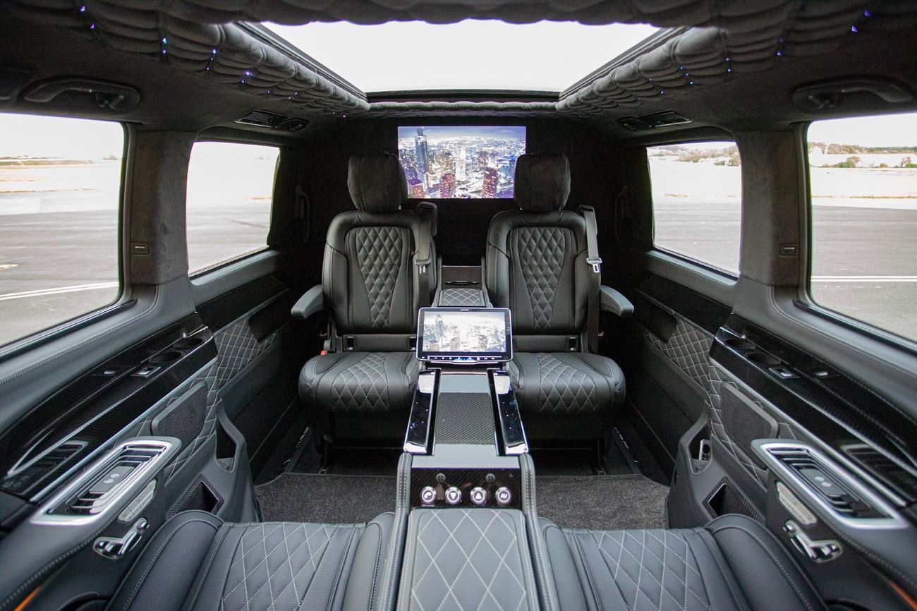 Mercedes-Benz V 300 Senzati GCC VIP Interior. Mercedes-Benz Approved Conversion