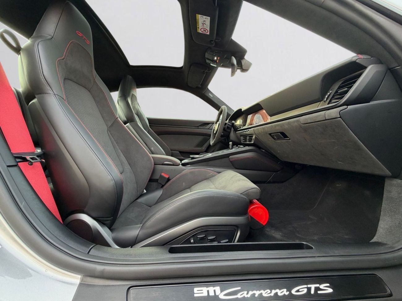 Porsche 911 CARRERA GTS 95 KM BRAND NEW | PORSCHE 911 CARRERA GTS | AGENCY WARRANTY | 2026 | GCC SPECS