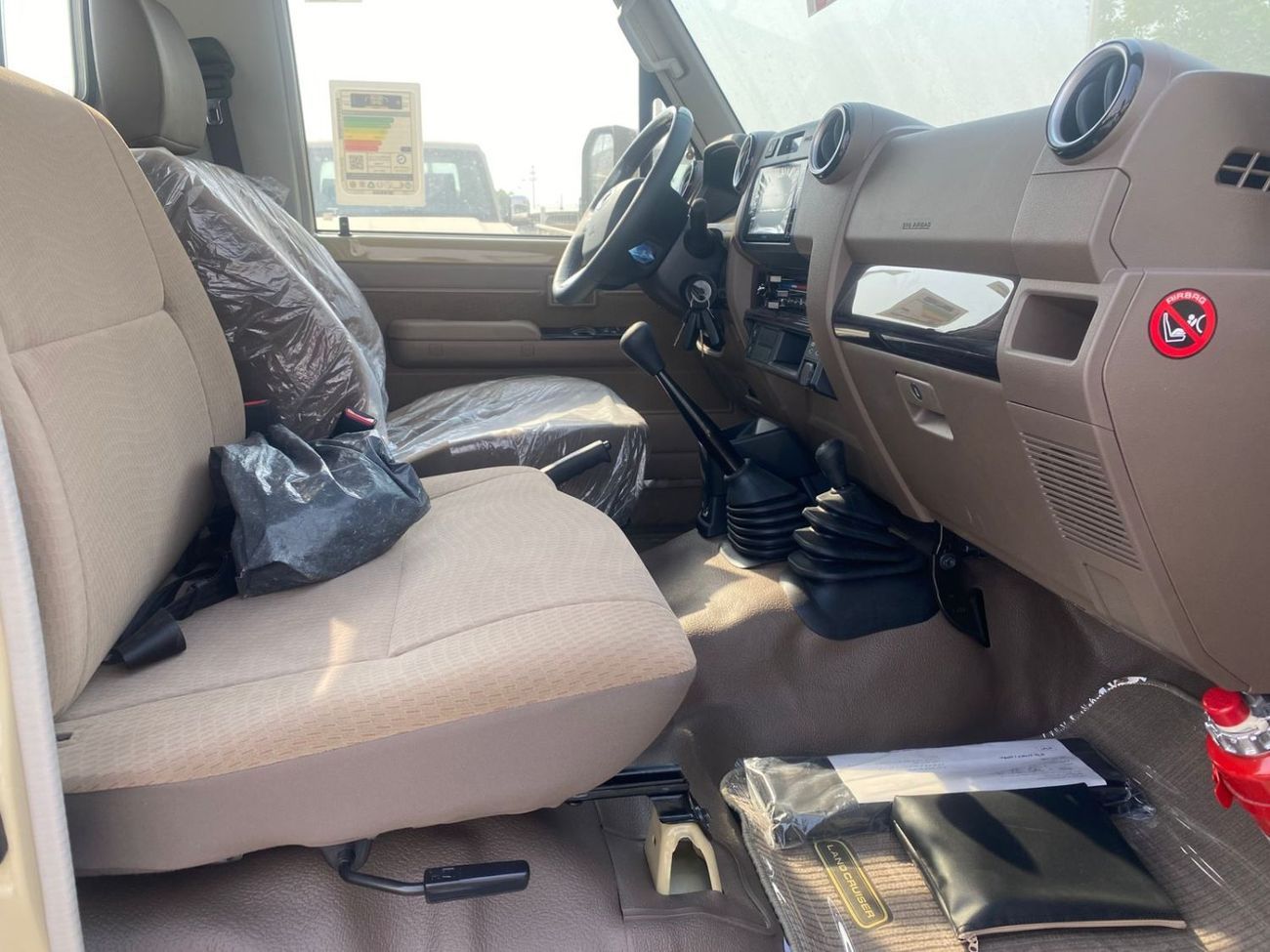 Toyota Land Cruiser Pick Up Std 4.0L Single Cab Utility 4WD