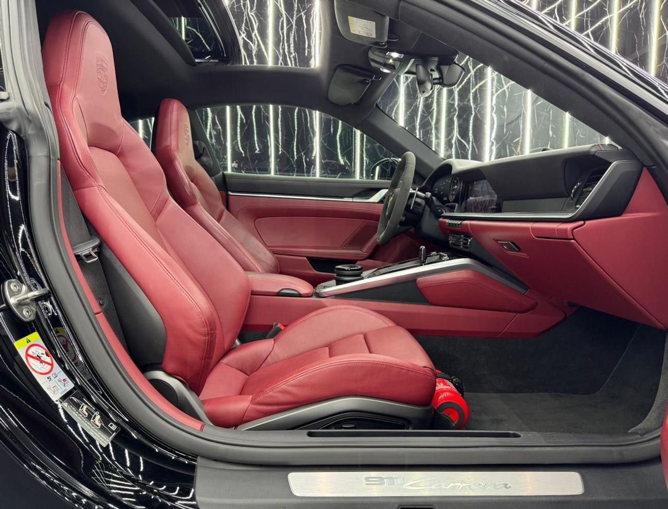 Porsche 911 CARRERA 3.0L (444 HP) Coupe 2020 Porsche 911, Just Been Serviced, Excellent Condition, GCC