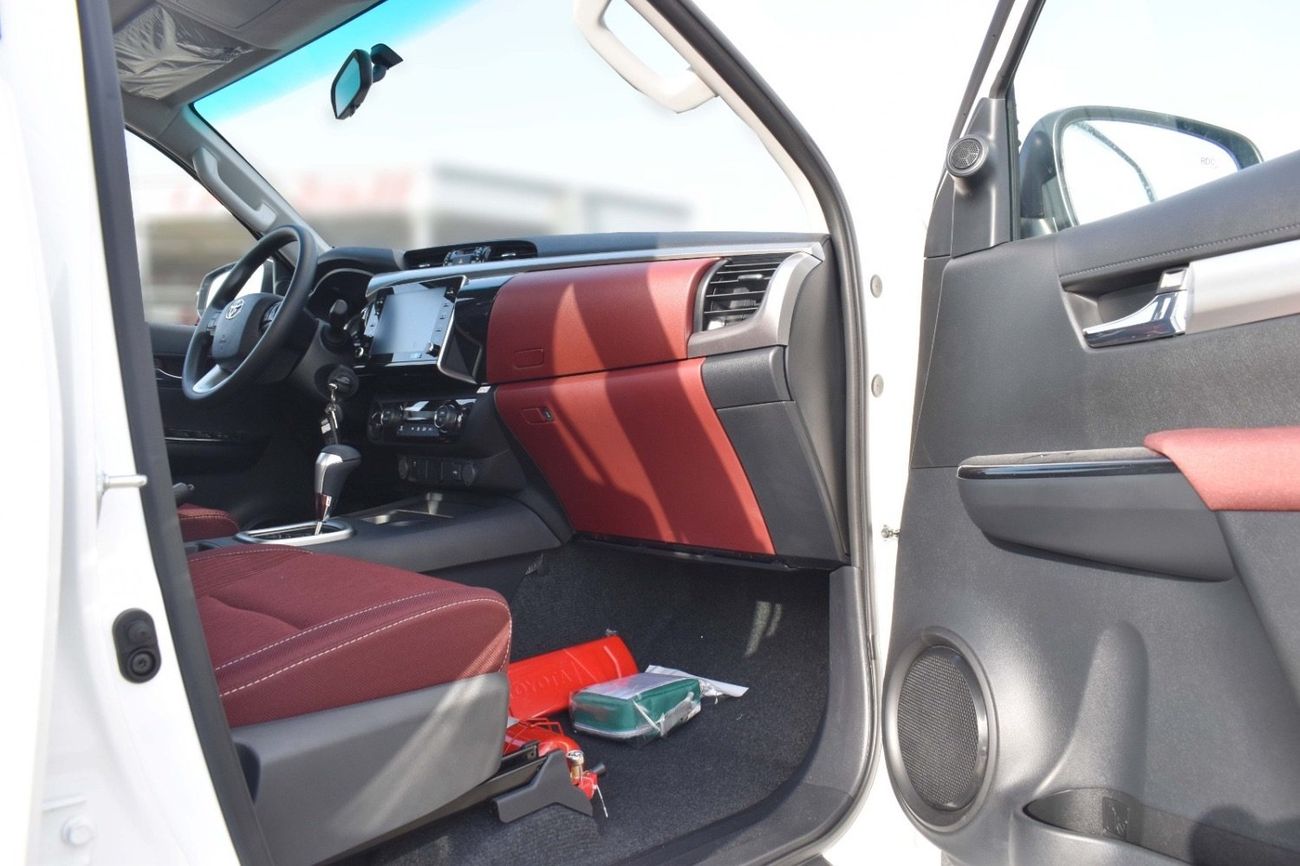 تويوتا هيلوكس GLX 2.7L Double Cab Utility 4WD A/T