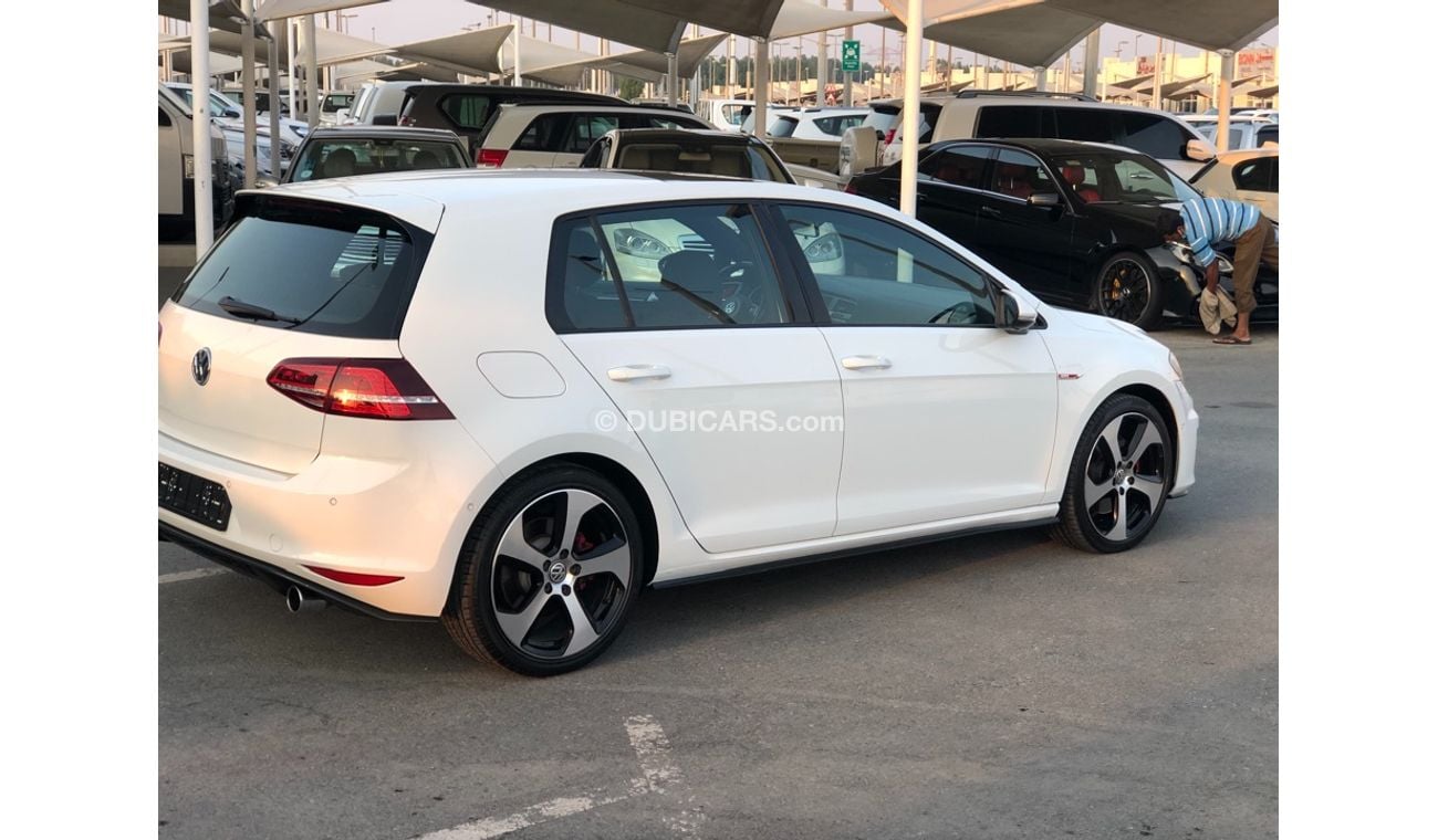 Volkswagen Golf Volex wagan GTI MODEL 2015 GCC car perfect condition full option panoramic roof back camera full el