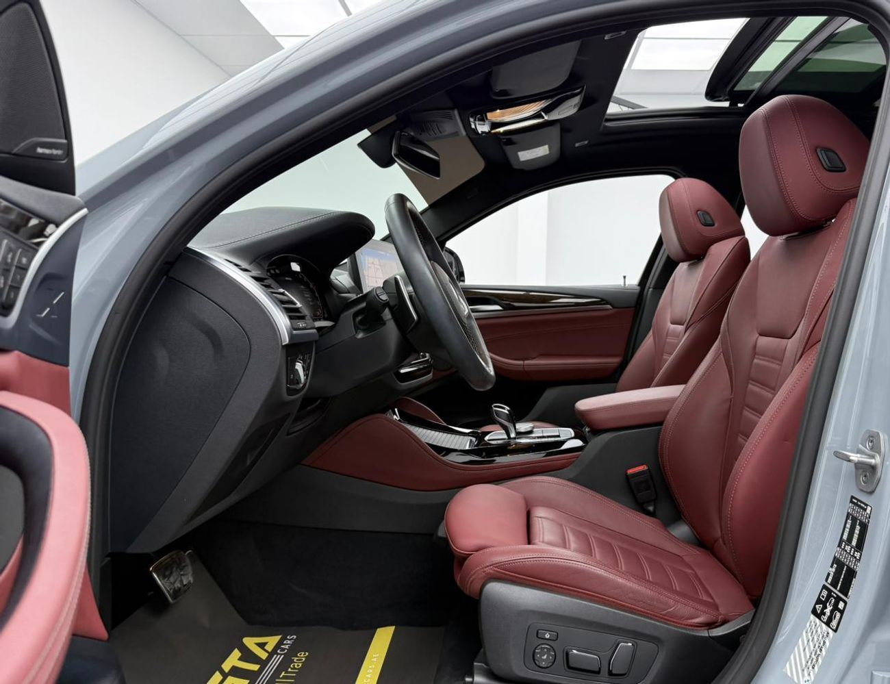 BMW X4 M40I 3.0L 2024 BMW X4 M40i, 2029 BMW Warranty + Service Pack, Full BMW Service History, Low Km, GCC