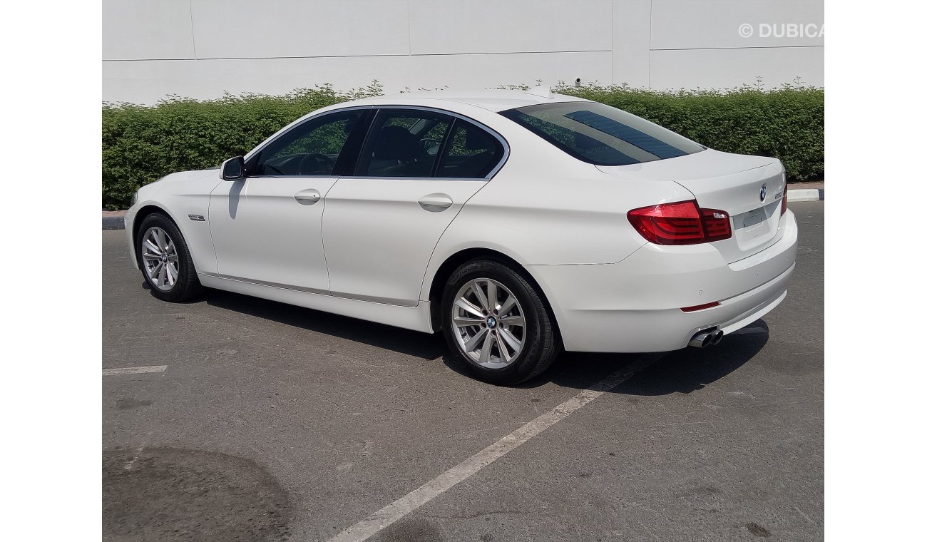 بي أم دبليو 520 ONLY 767 X60 MONTHLY.BMW 520I TWIN-TURBO  FREE ONE YEAR  UNLIMITED KILOMETRES WARRANTY 100%Bank LOAN