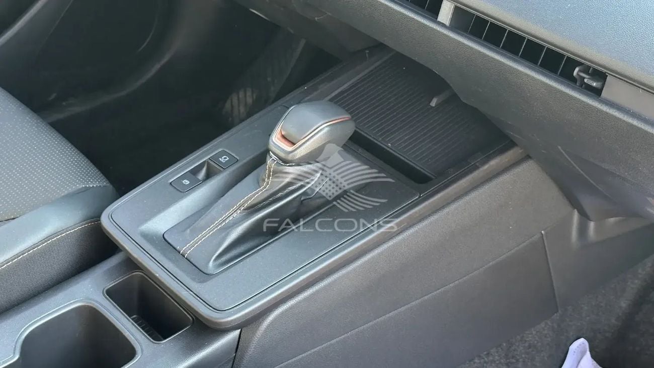 Toyota Corolla Cross GLI elite  Hybrid AT