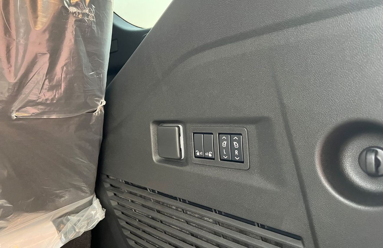 Chevrolet Tahoe Z71 2025 2.7 | V4 (Export Only)