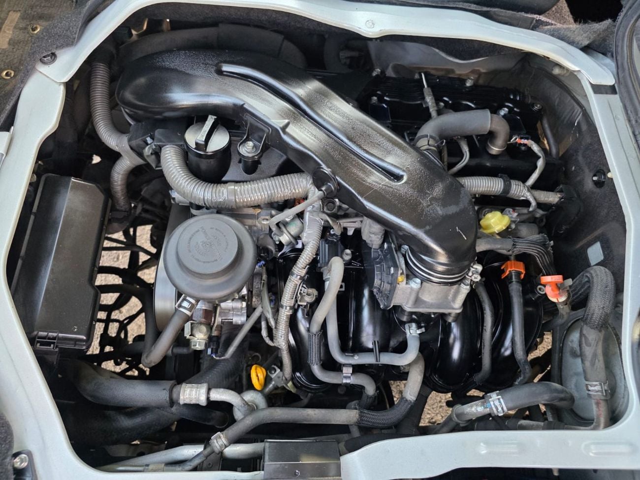 Toyota Hiace TOYOTA HIACE VAN RHD 2012 MODEL 2.0 L PETROL AUTOMATIC(PM58084)