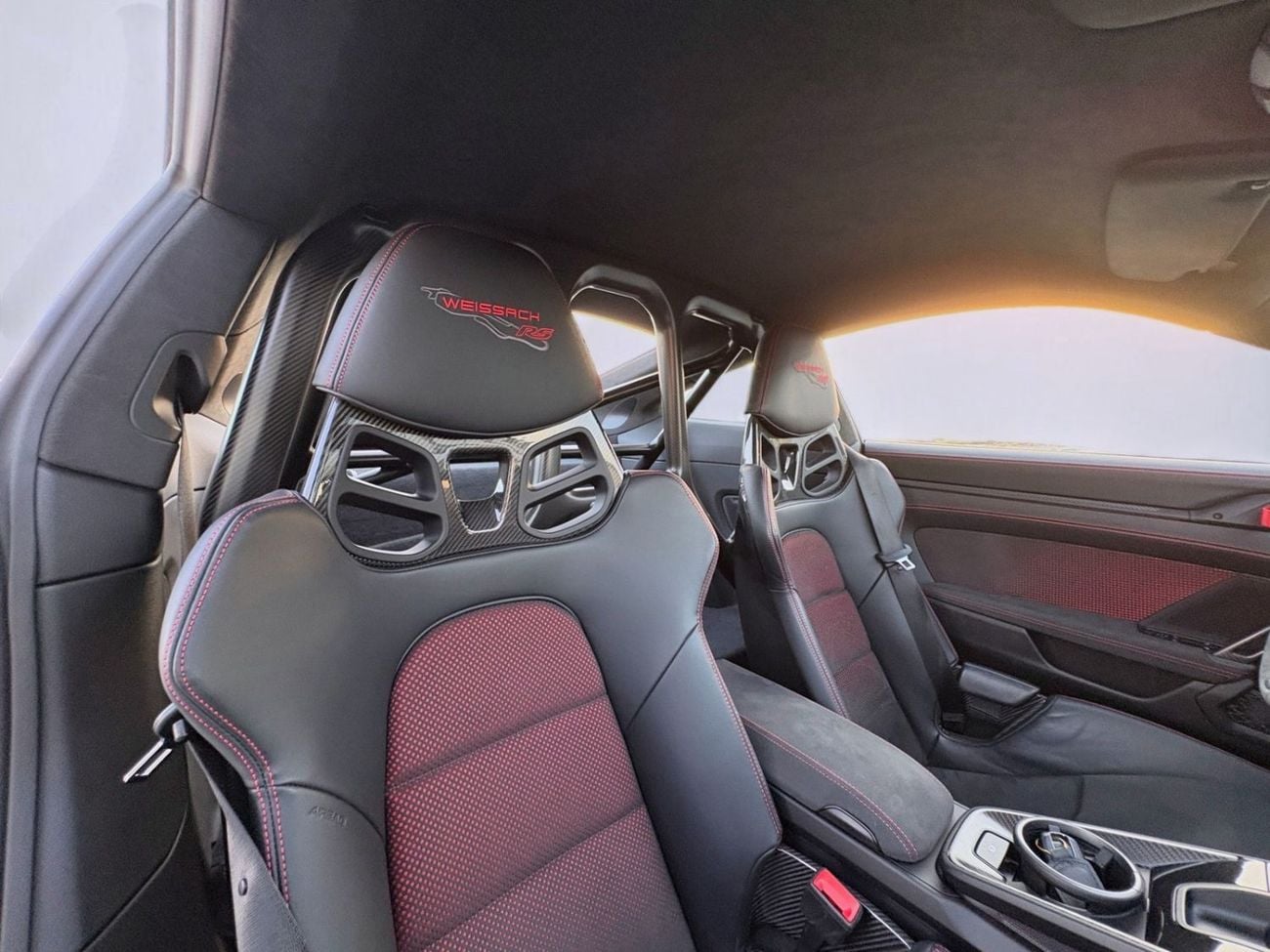Porsche 911 AED 20,400 P.M | 0% DOWN PAYMENT | PORSCHE 911 GT3 RS WEISSACH PACKAGE | 4.0L F6 | AGENCY WARRANTY |