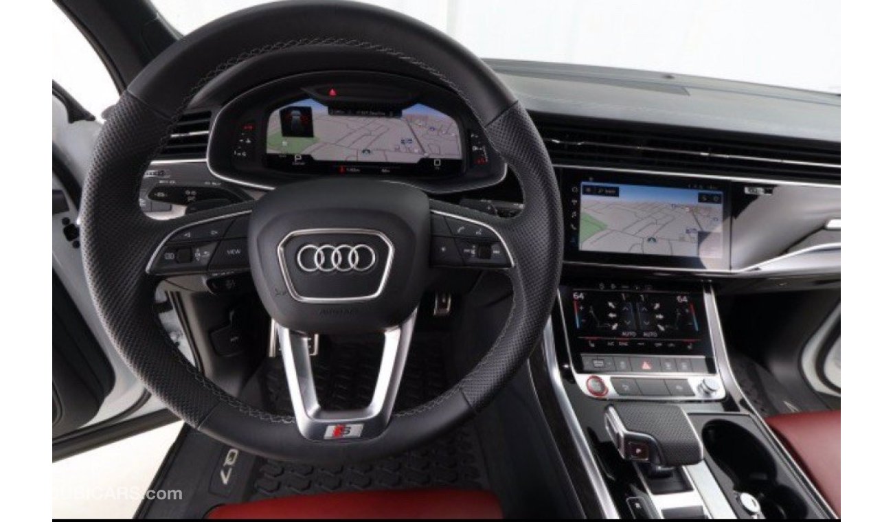 أودي Q7 SQ7 4.0L V8 Red interior *Available in USA* Ready For Export