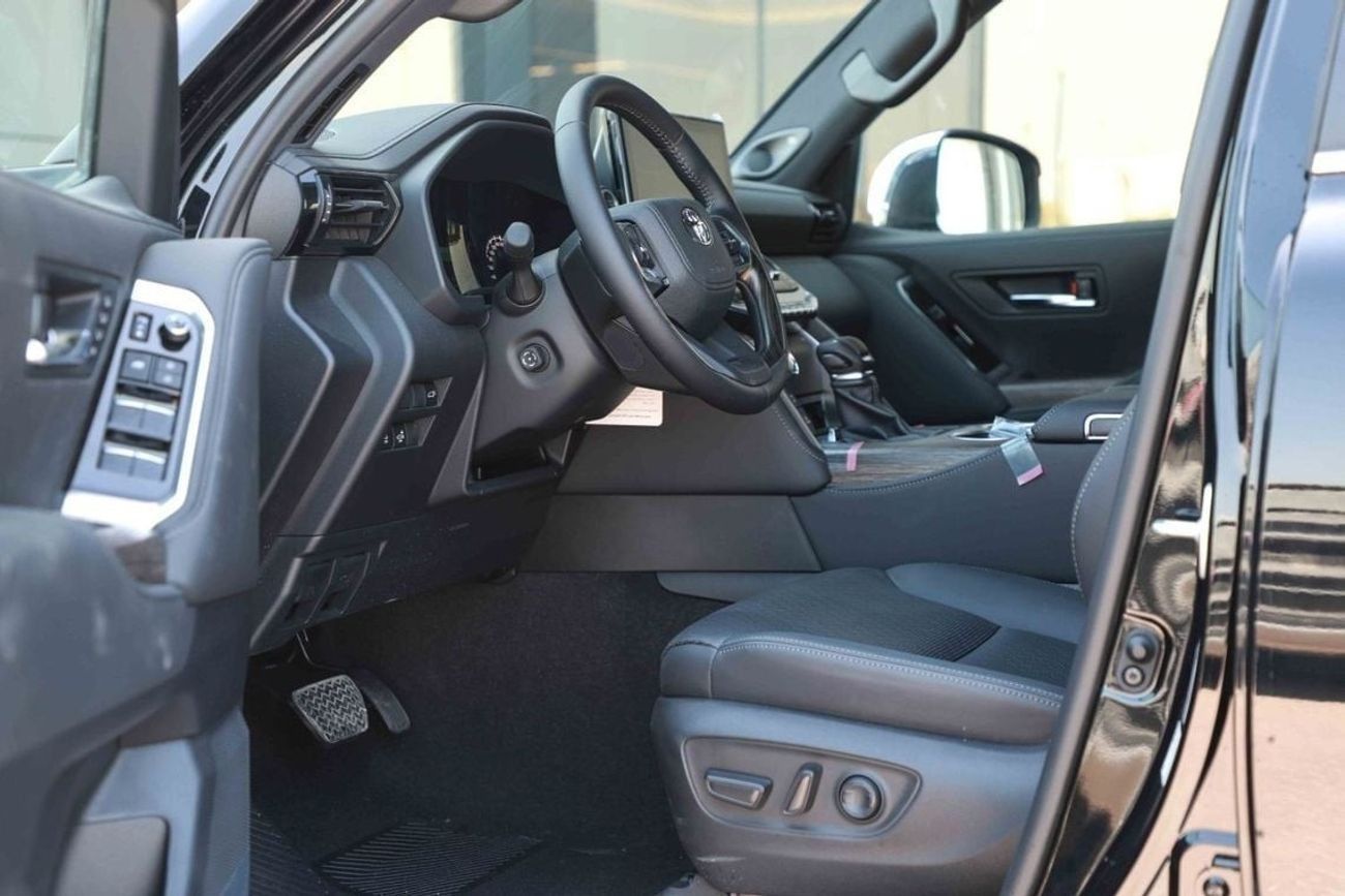 Toyota Land Cruiser 2024 TOYOTA LC300 3.3 VX - ATTITUDE BLACK inside BLACK | Export Only