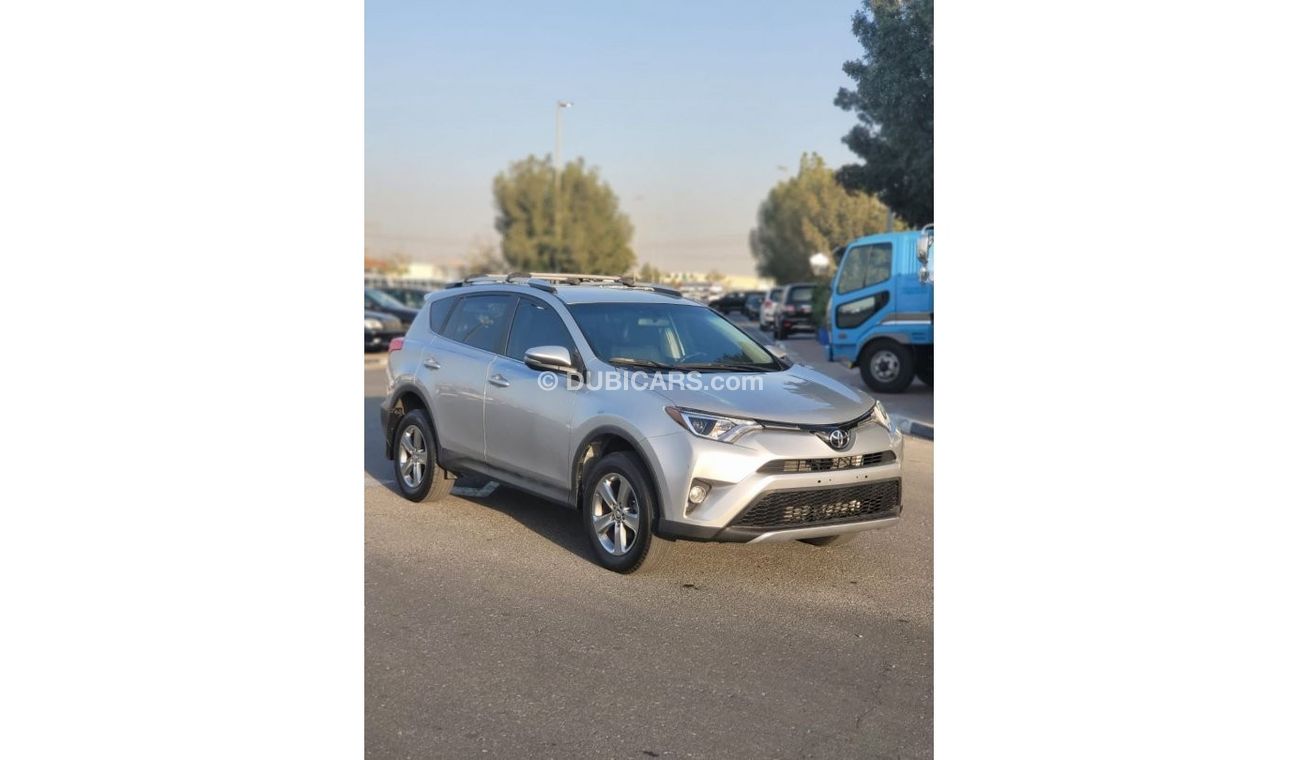 تويوتا راف ٤