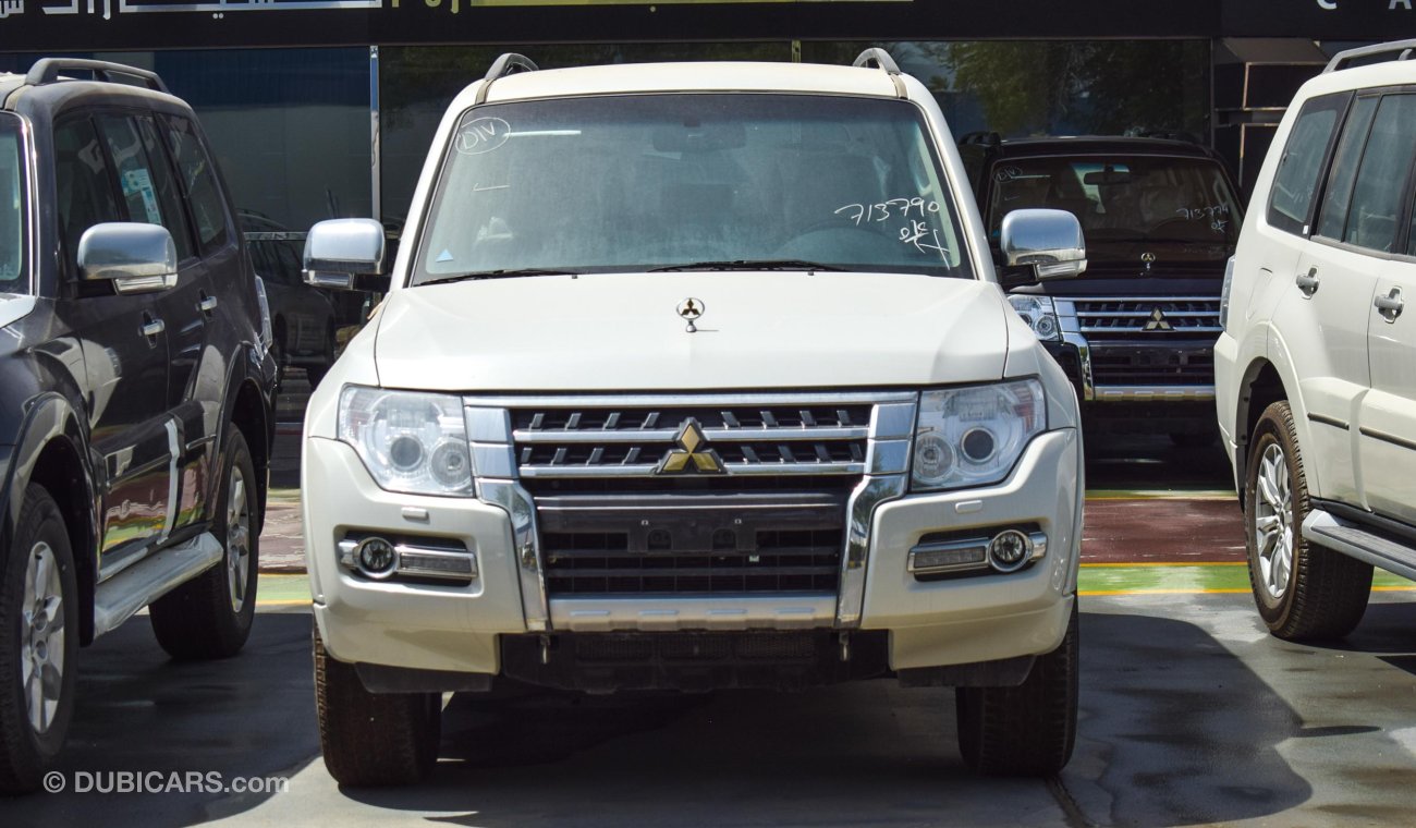 Mitsubishi Pajero GLS V6