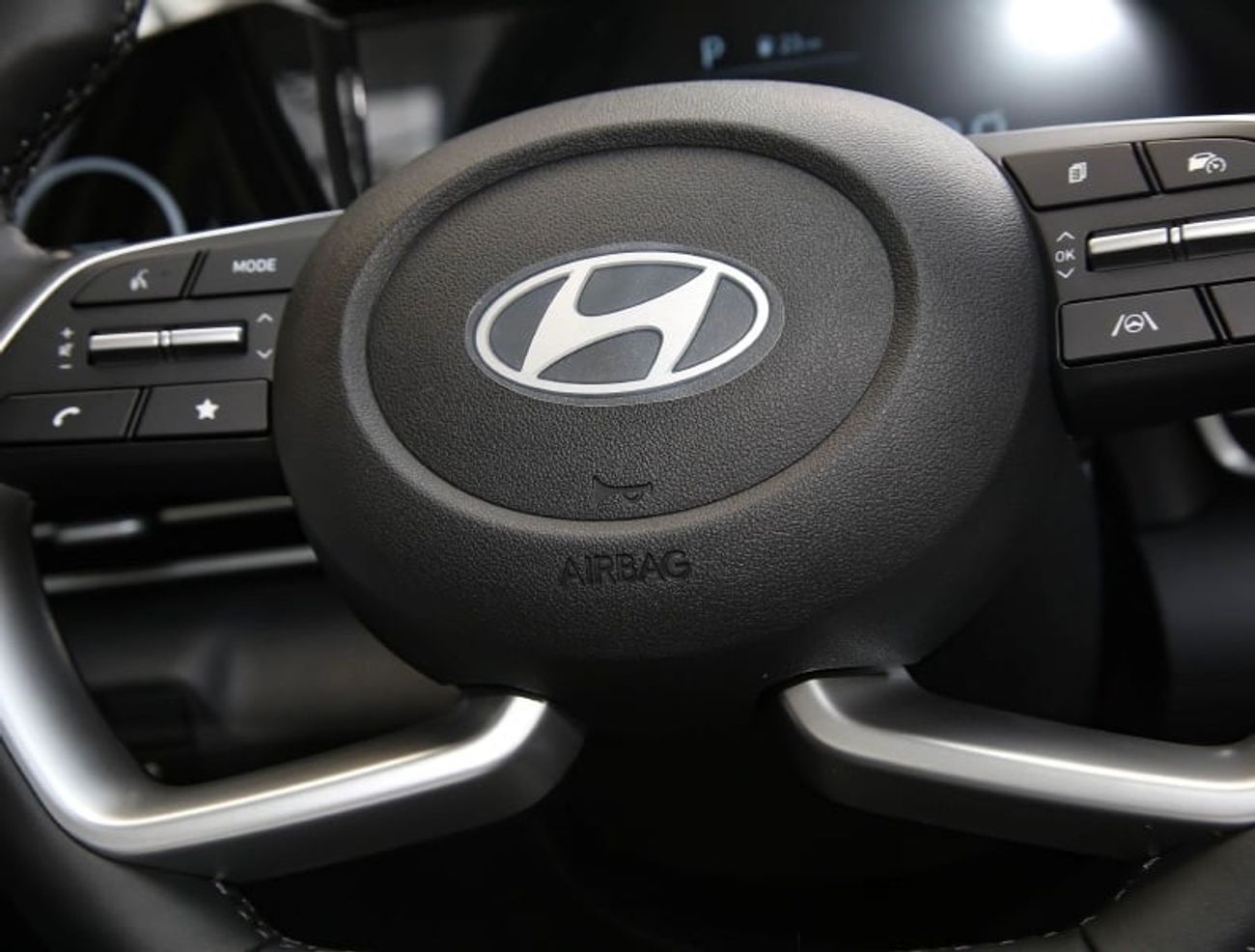 هيونداي إلانترا Elantra Premium Full With Radar