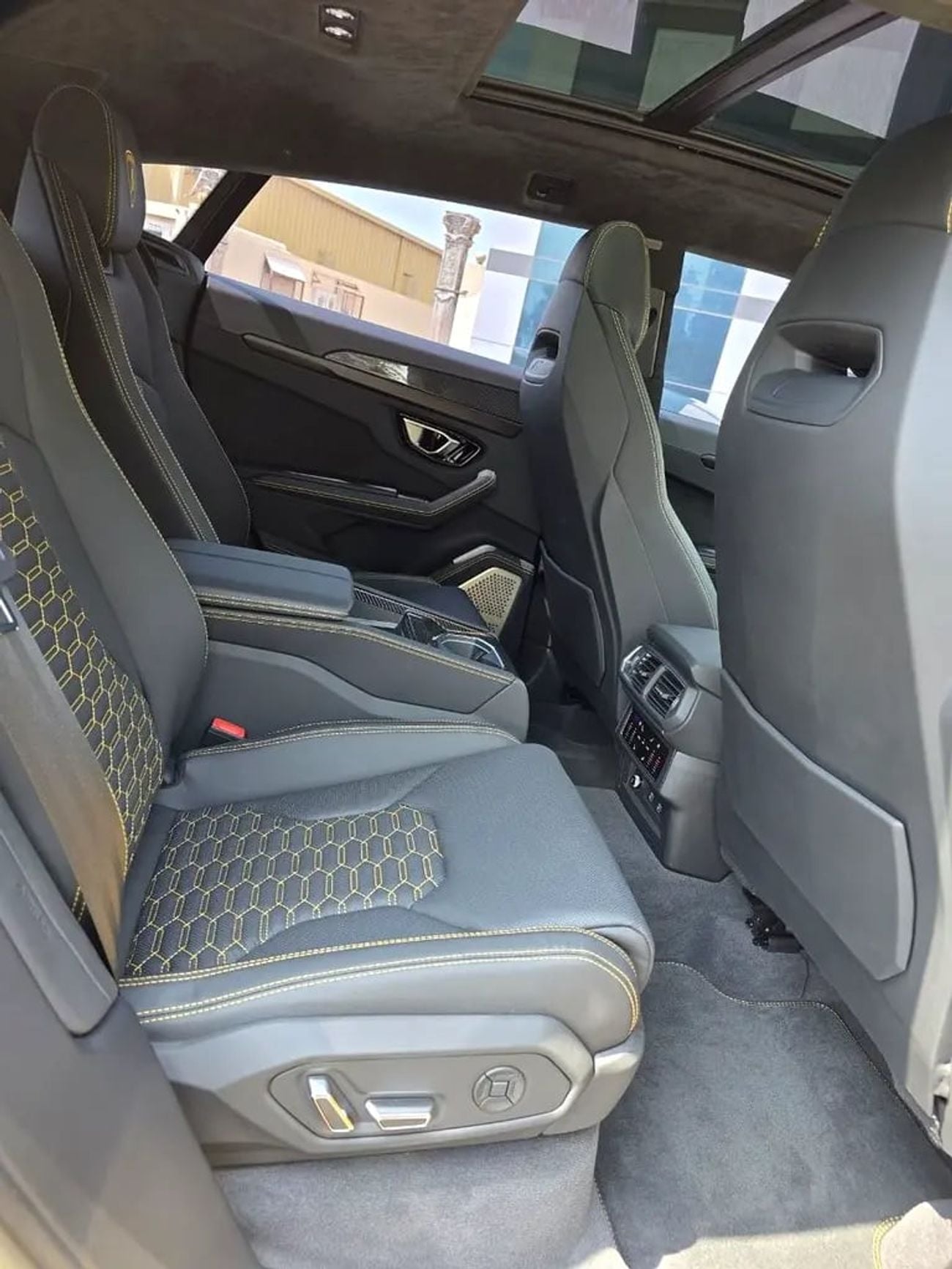 لامبورغيني اوروس 4.0T V8 Performante