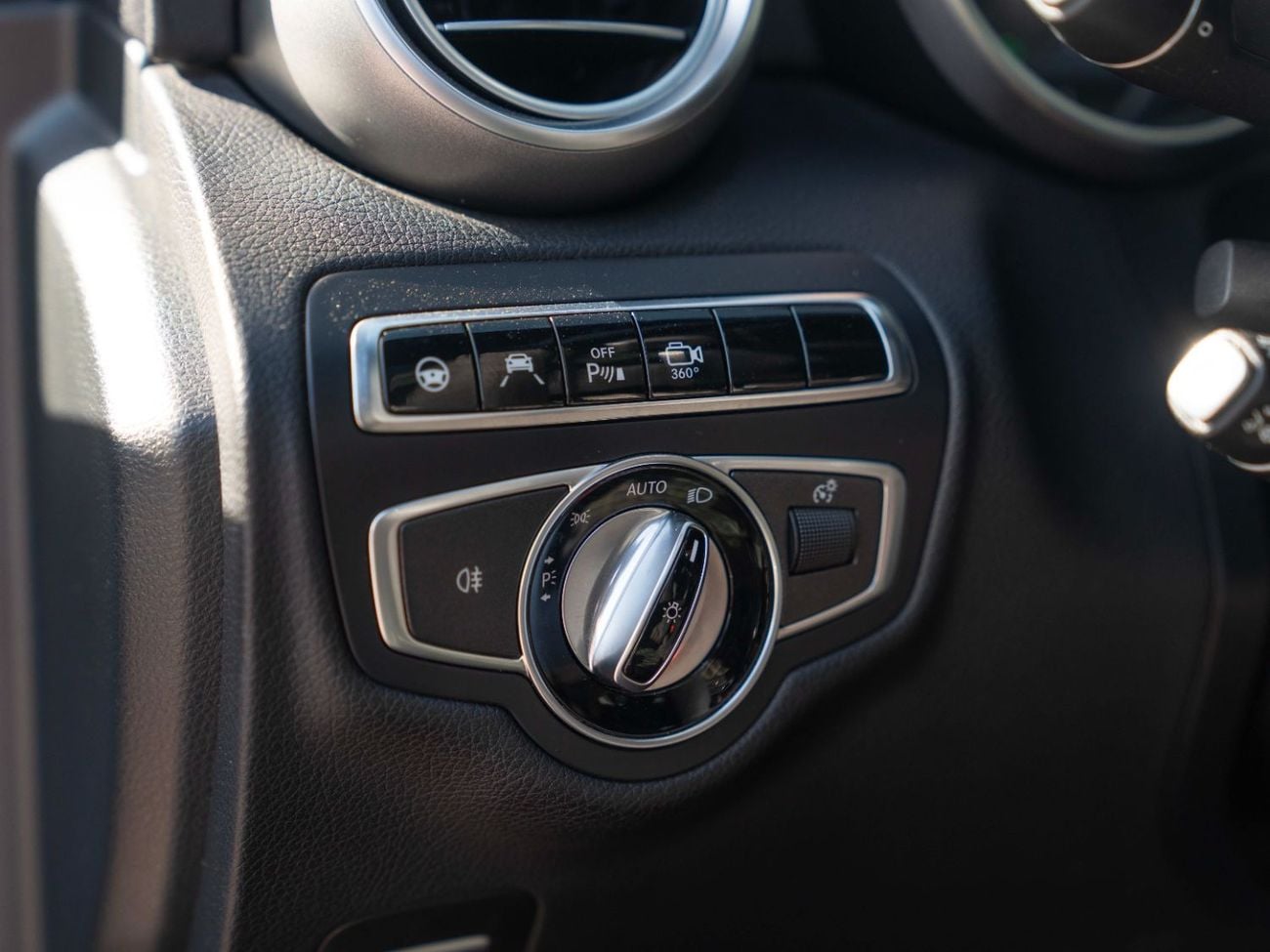 مرسيدس بنز C 63S AMG Edition 1