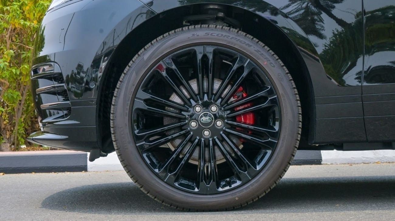 لاند روفر رينج روفر فيلار P250 SE R-Dynamic Range Rover Velar P250 SE - R Dynamic | HUD | Hydraulic | 22 Alloy Wheels | 360 Ca