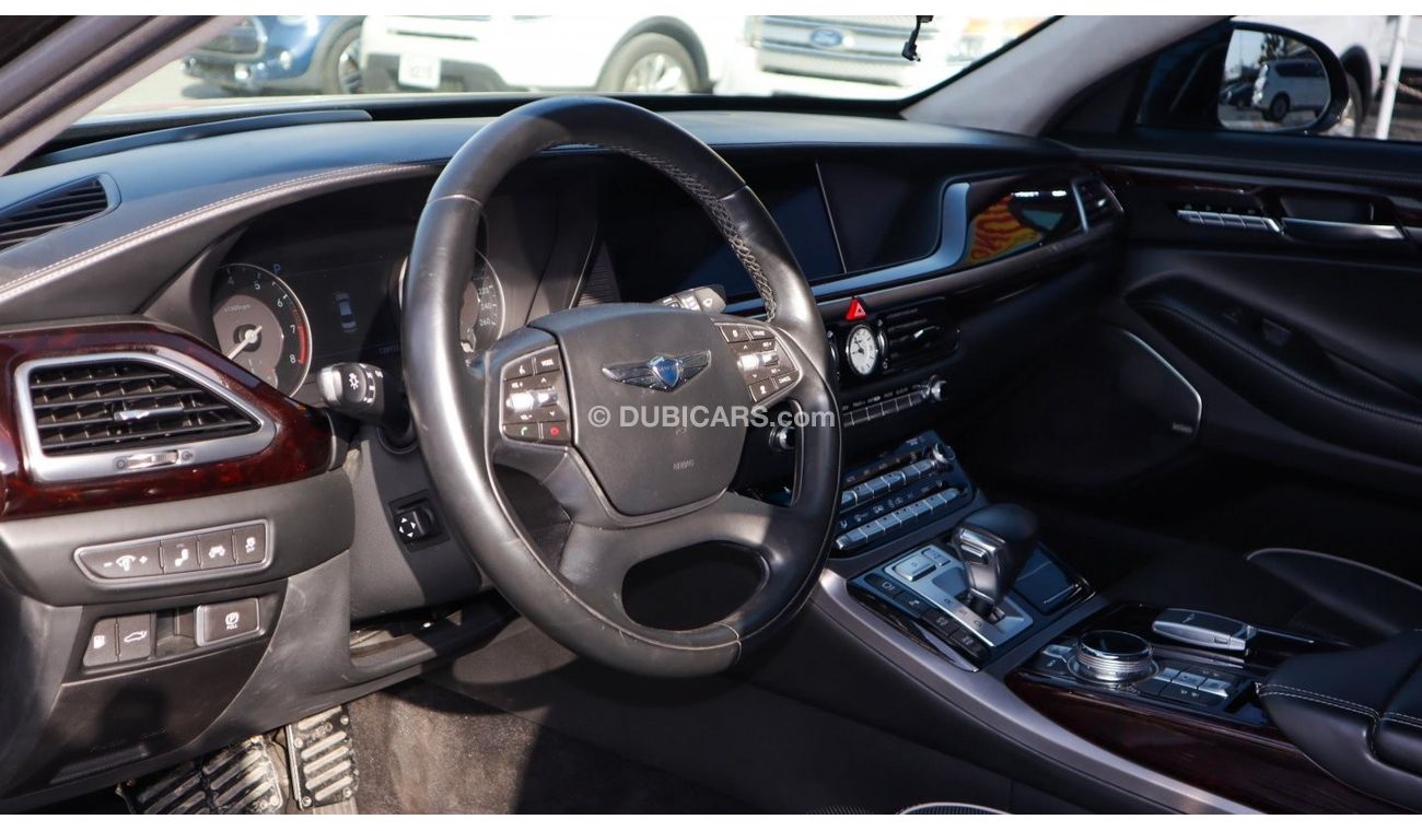 Hyundai Genesis EQ900