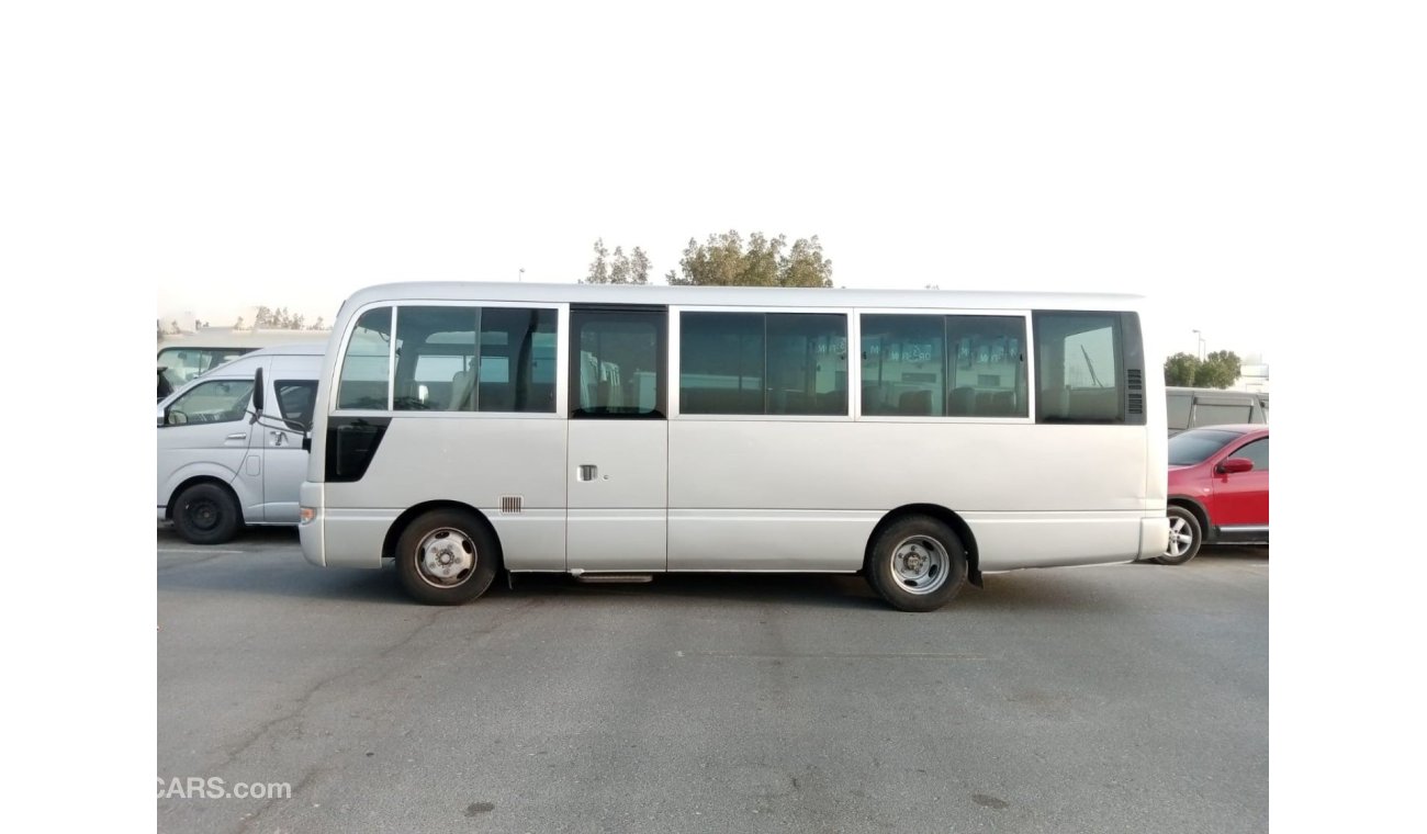 نيسان سيفيليان NISSAN CIVILIAN BUS  RIGHT HAND DRIVE (PM1060)