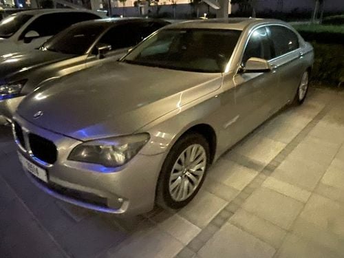 بي أم دبليو 730Li