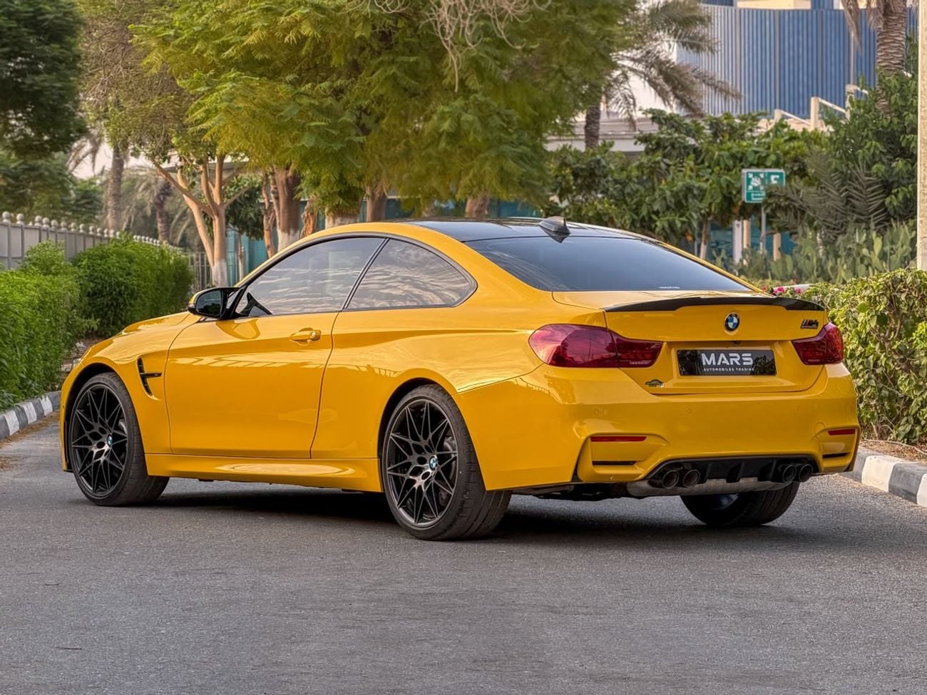BMW M4 CS