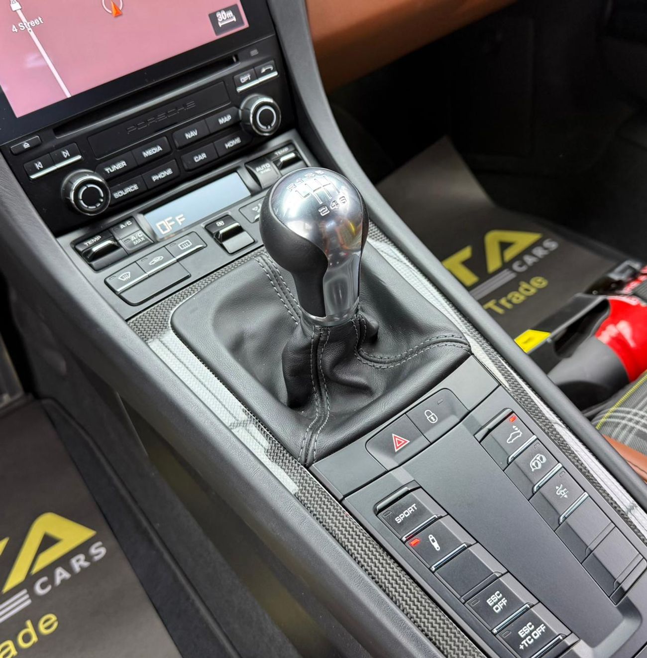 Porsche 911 GT3 3.8L (492 HP)