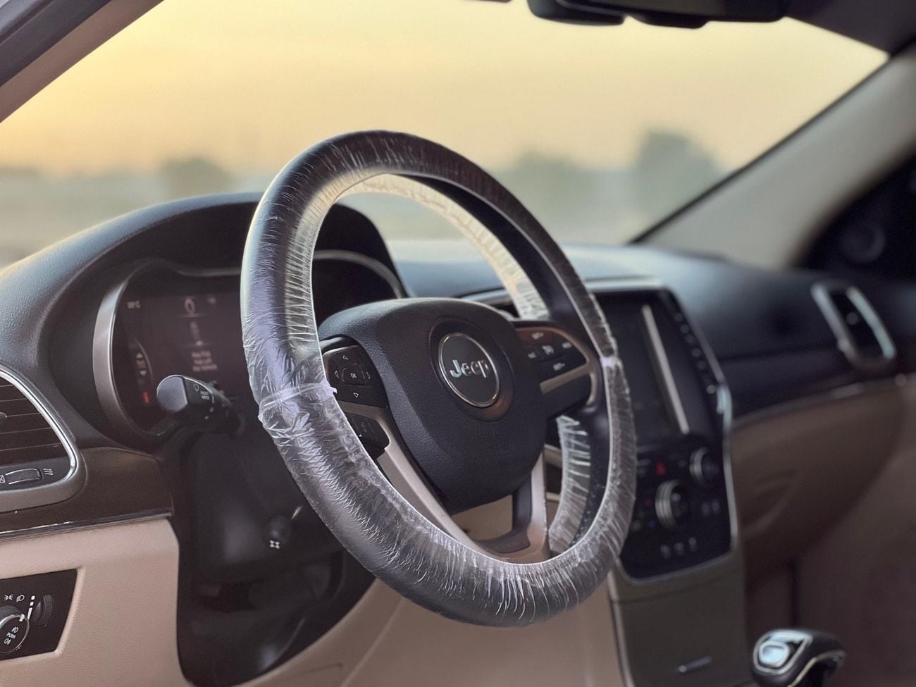 جيب جراند شيروكي Limited 3.6L