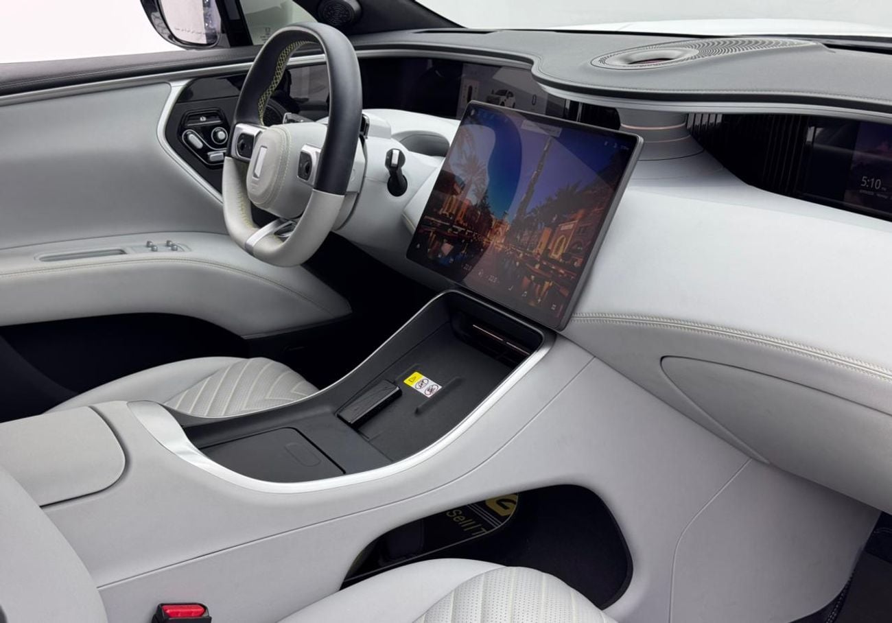 Avatr 11 Performance AWD 2025 Avatr 11 Performance, 2030 Avatr Warranty. 2028 Avatr Service Pack, Low Km, GCC