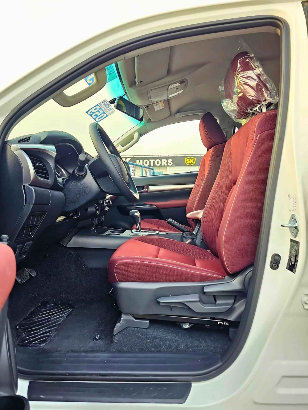 تويوتا هيلوكس SR5 GLXS-V EXL WIDE BODY / 2.7L PETROL A/T / FR&RR CHROME BUMPERS / (CODE#GLXS-V)