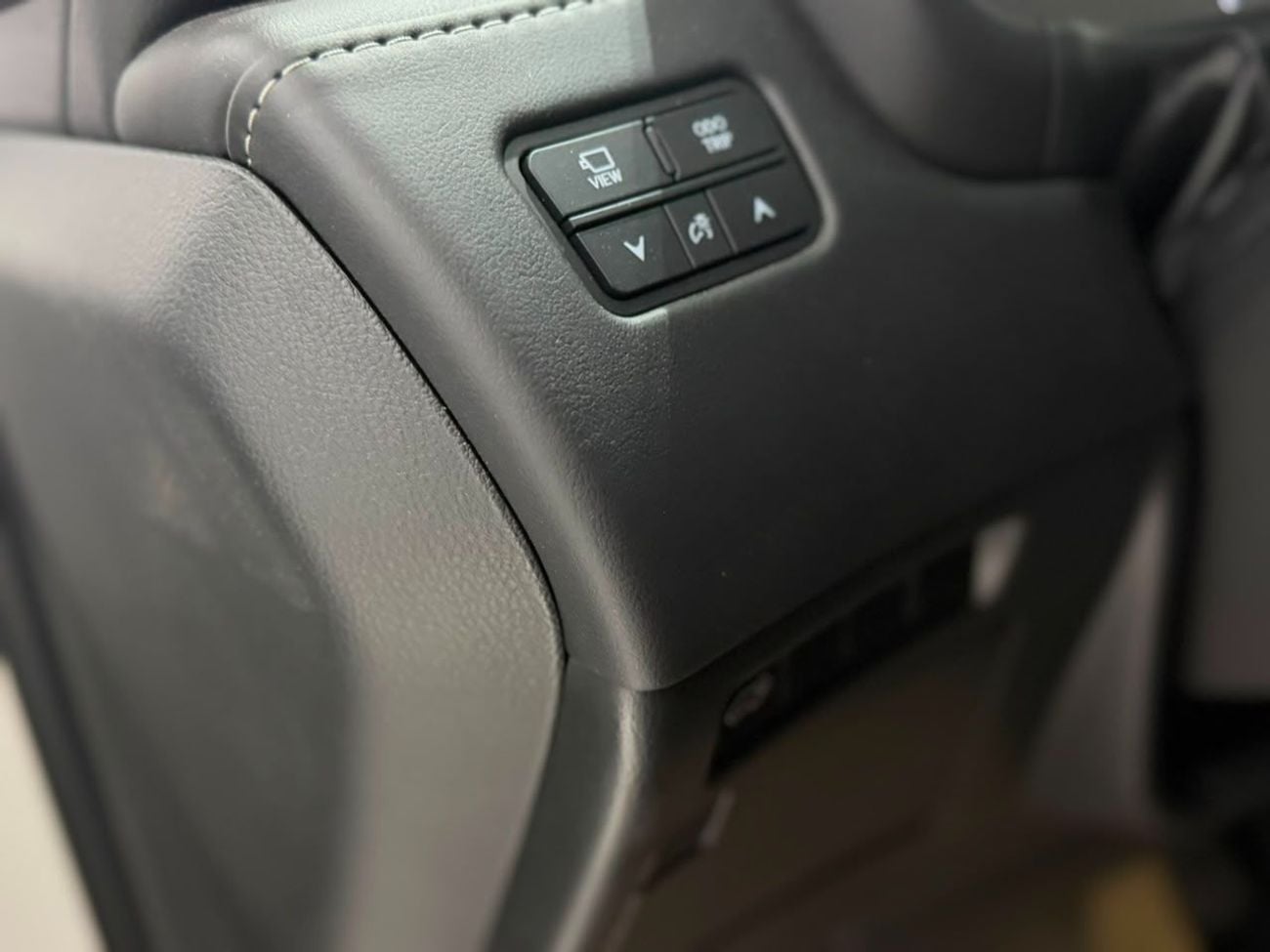 لكزس LX 600 SIGNATURE Lexus LX600 3.5L 2026 Turbo Sport Full option