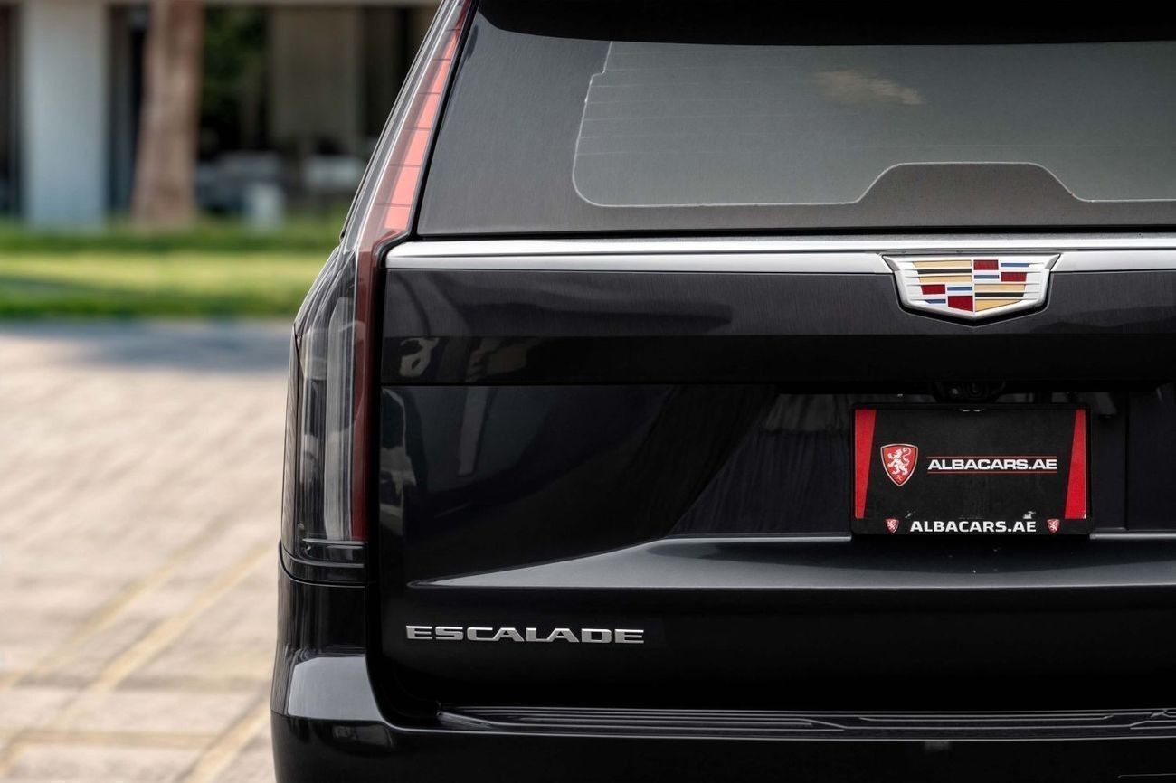 Cadillac Escalade Premium Luxury | 6,267 P.M | 0% Downpayment | Cadillac Escalade Agency Warranty!