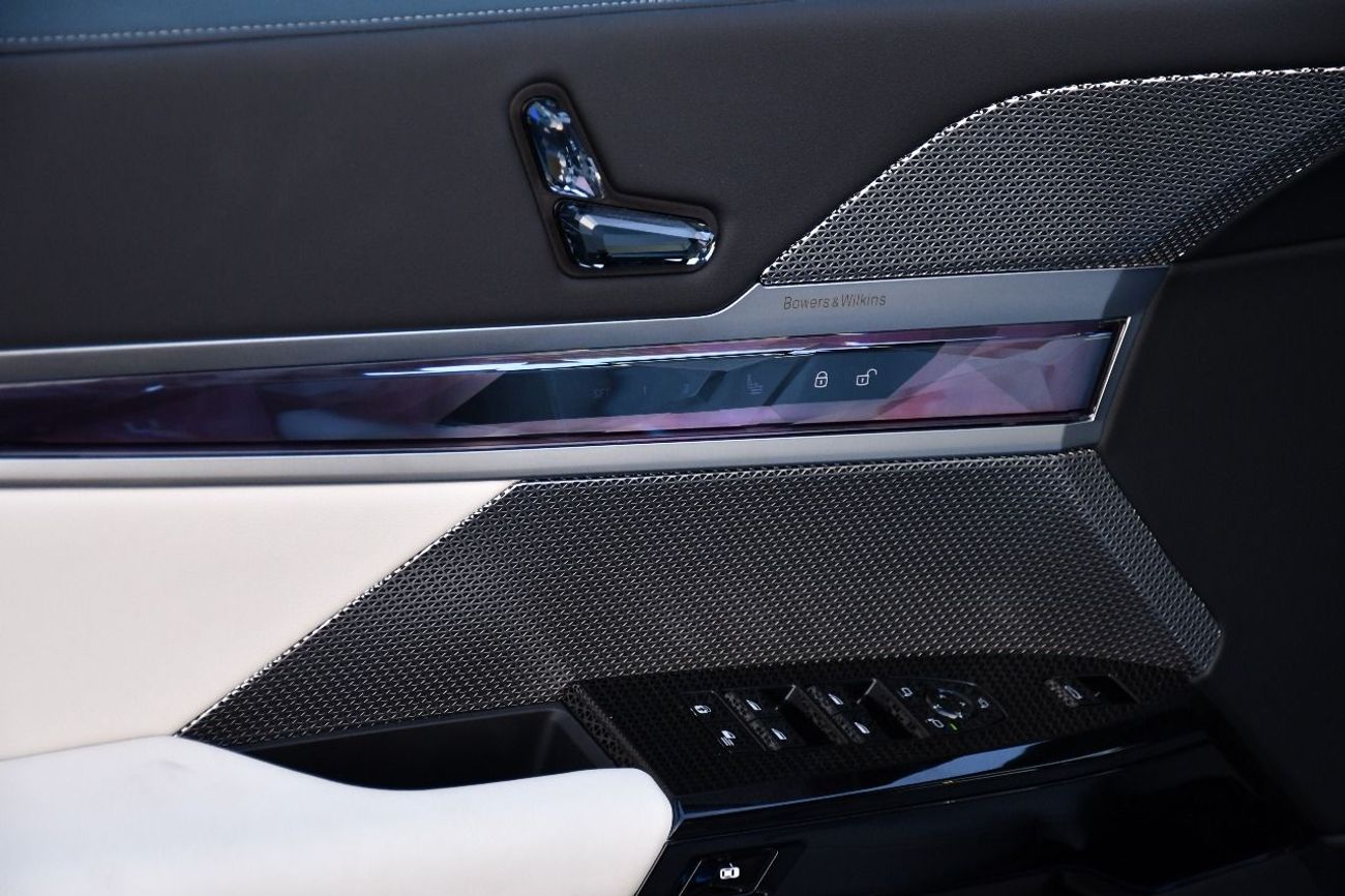 BMW 735i BMW 735I M KIT 2026 GCC