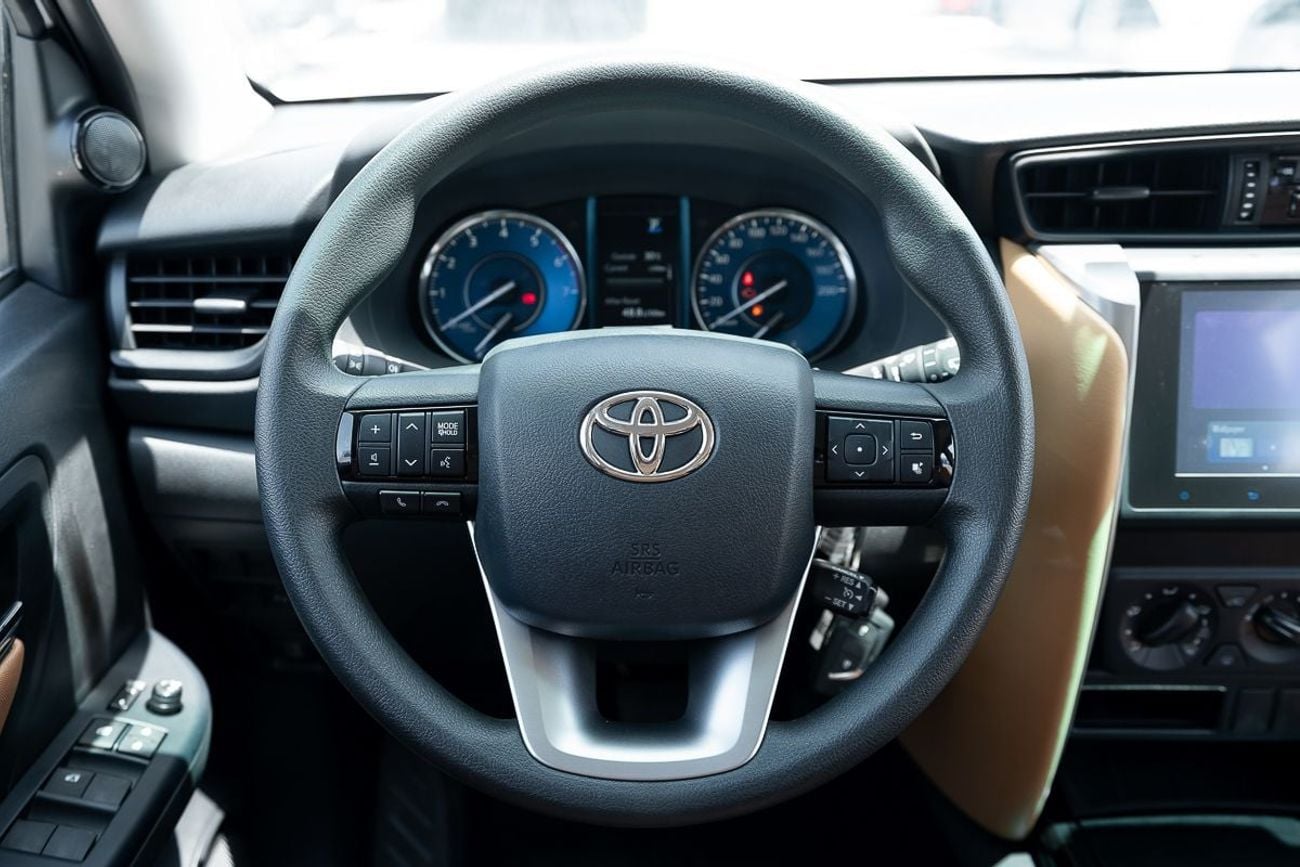 تويوتا فورتونر 2.7L Petrol Automatic Transmission 4x4 2026