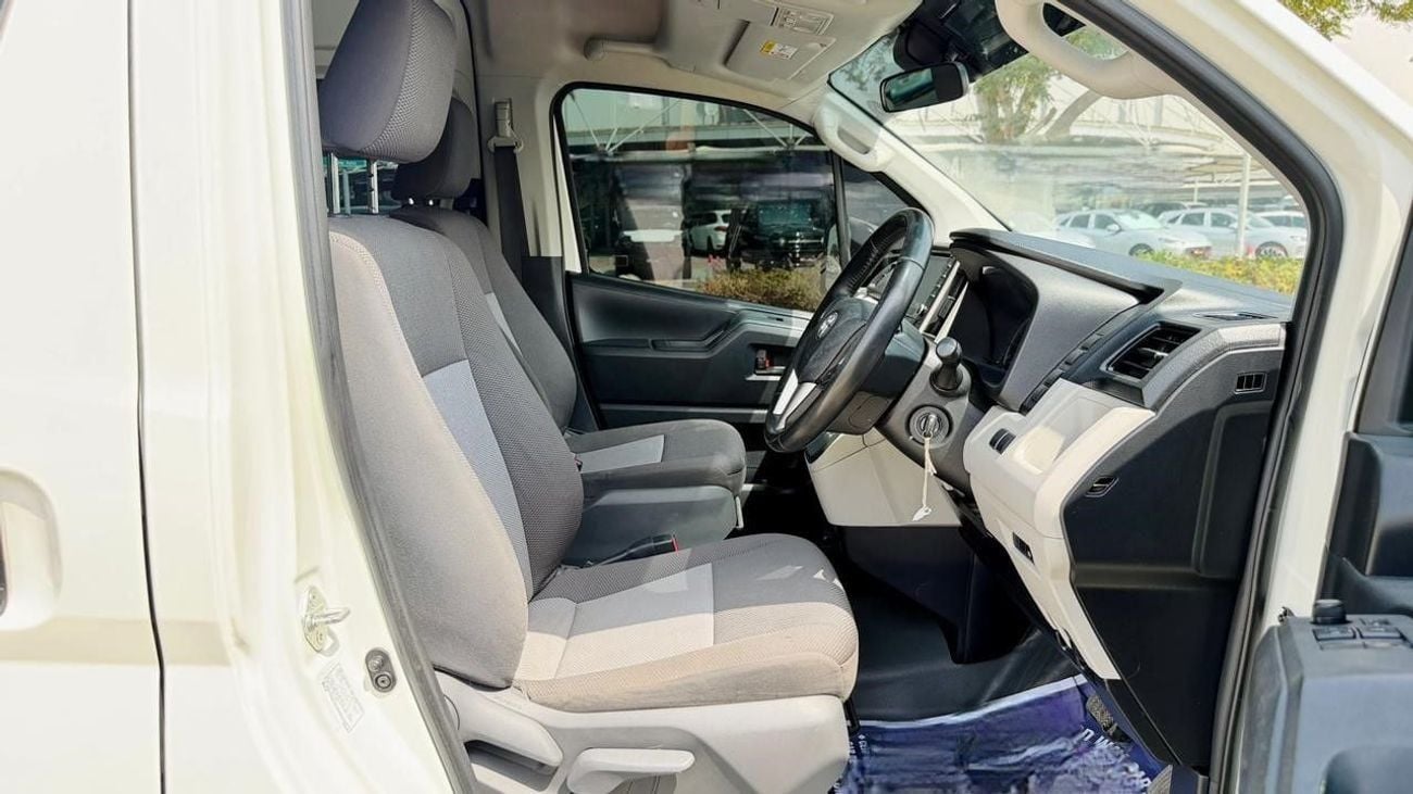 تويوتا هاياس 