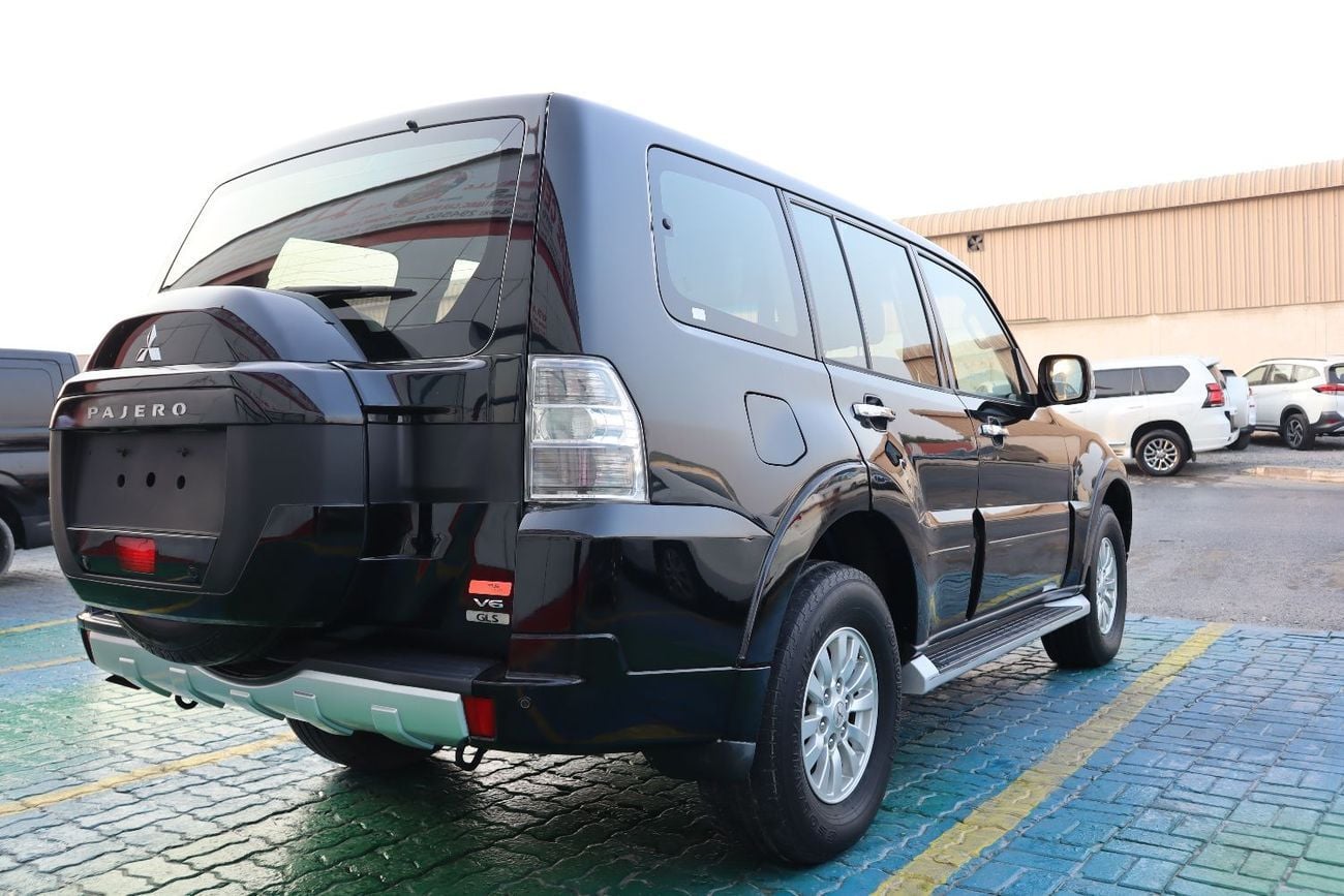 ميتسوبيشي باجيرو GLS M/L DIAMOND GLS Base 3.5L (7 Seater)