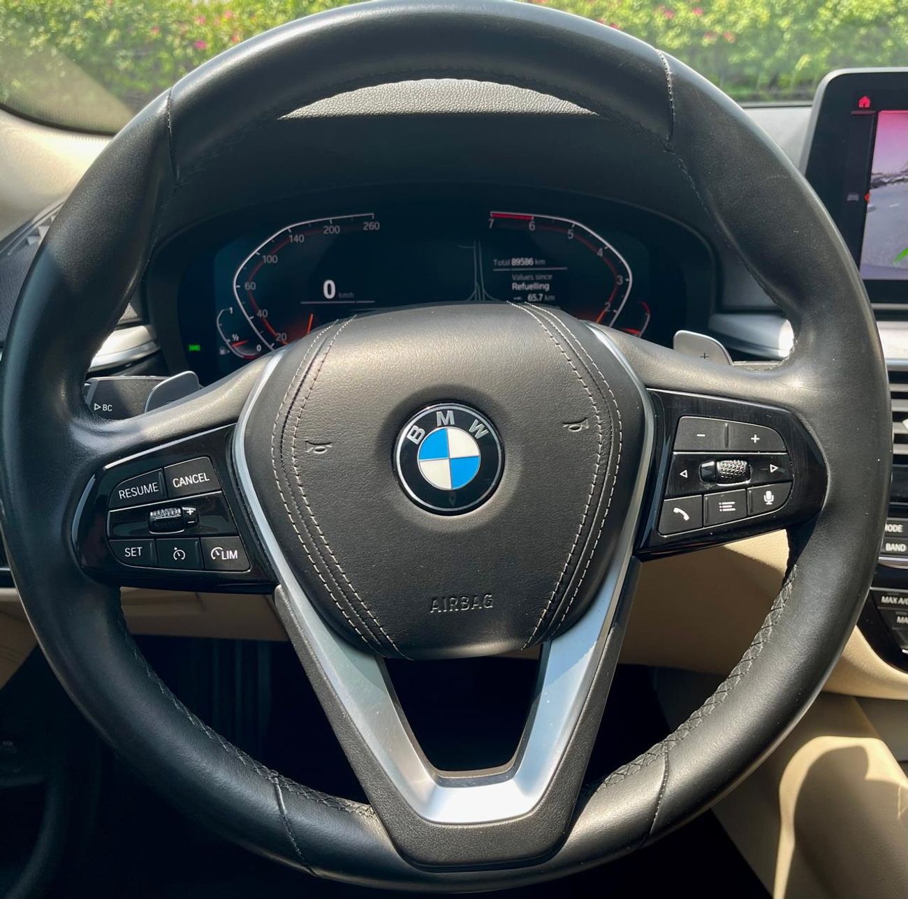 BMW 520i Std 2.0L Warranty & Service upto 2027 2021 GCC