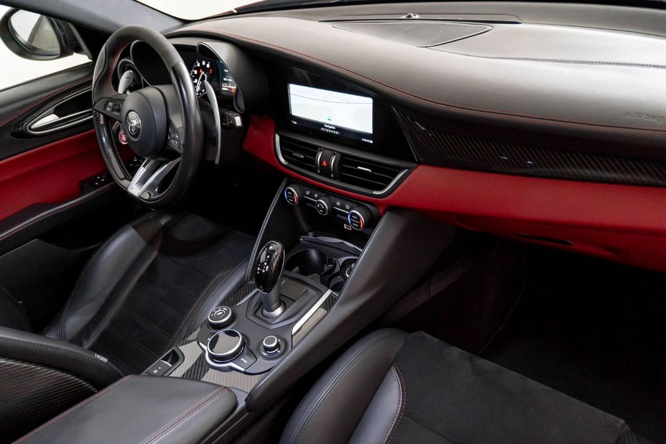 Alfa Romeo Giulia Quadrifoglio 2.9L (510 HP)