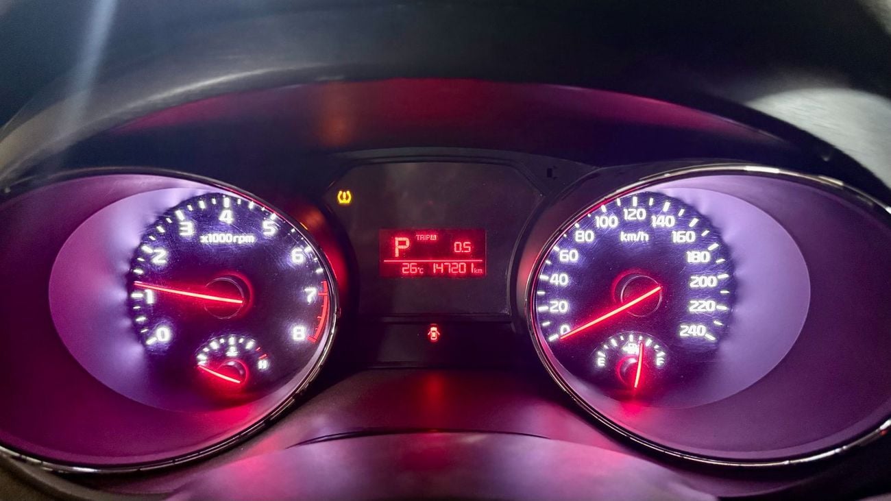 Kia Carnival EX 3.3L