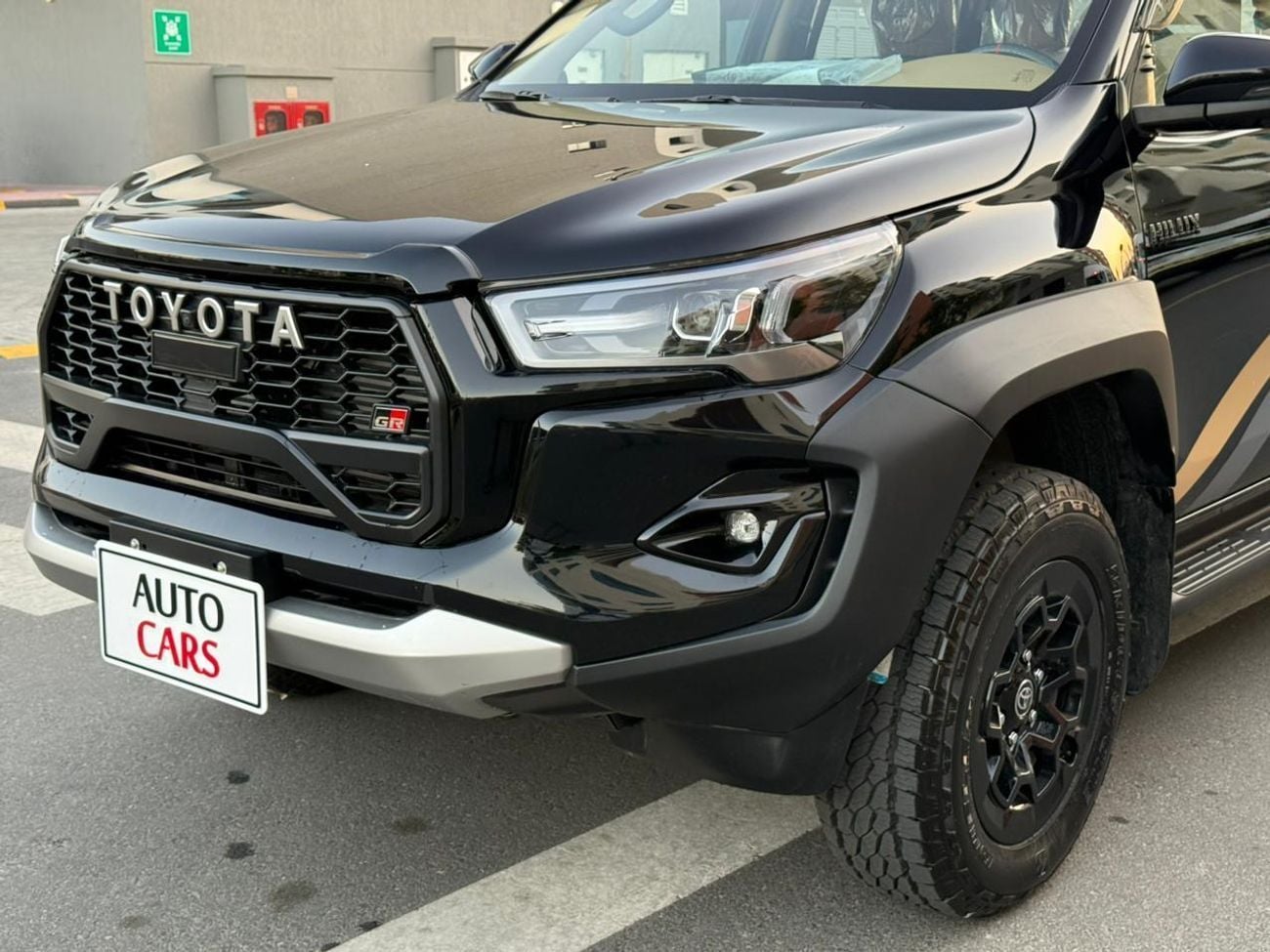 Toyota Hilux  2.8L A/T