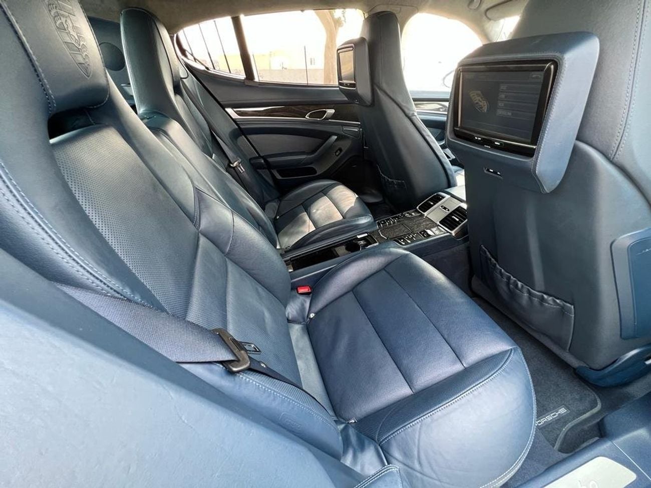 Porsche Panamera PORSCHE PANAMERA TURBO TOP LINE 2012 GCC ORIGINAL PAINT WITH ONE YEAR WARRANTY