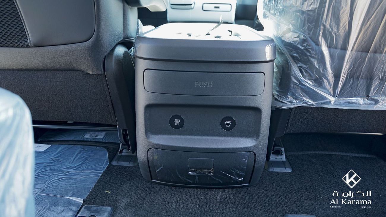 Hyundai Staria 3.5L Executive 9 Seater, 360° Rotating Seats, Push Start, Cruise Control, Remote Engine Start