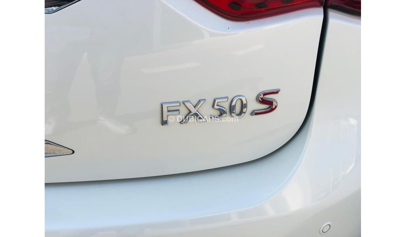 Infiniti FX50 Infiniti FX 50 S 2009 perfect condition 8 cylinder