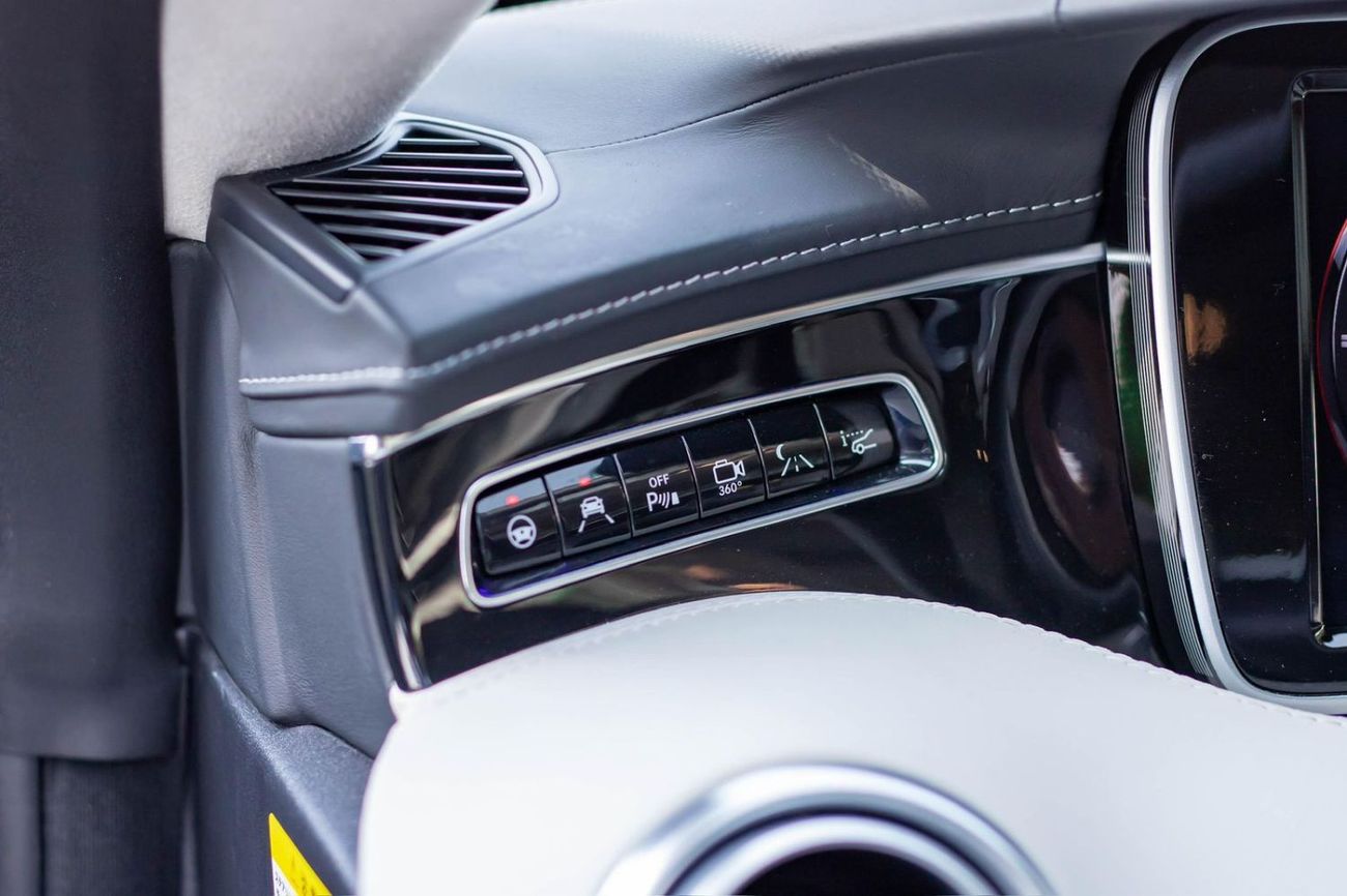 Mercedes-Benz S 63 AMG Coupe Mercedes-Benz S-Class S 63 4Matic