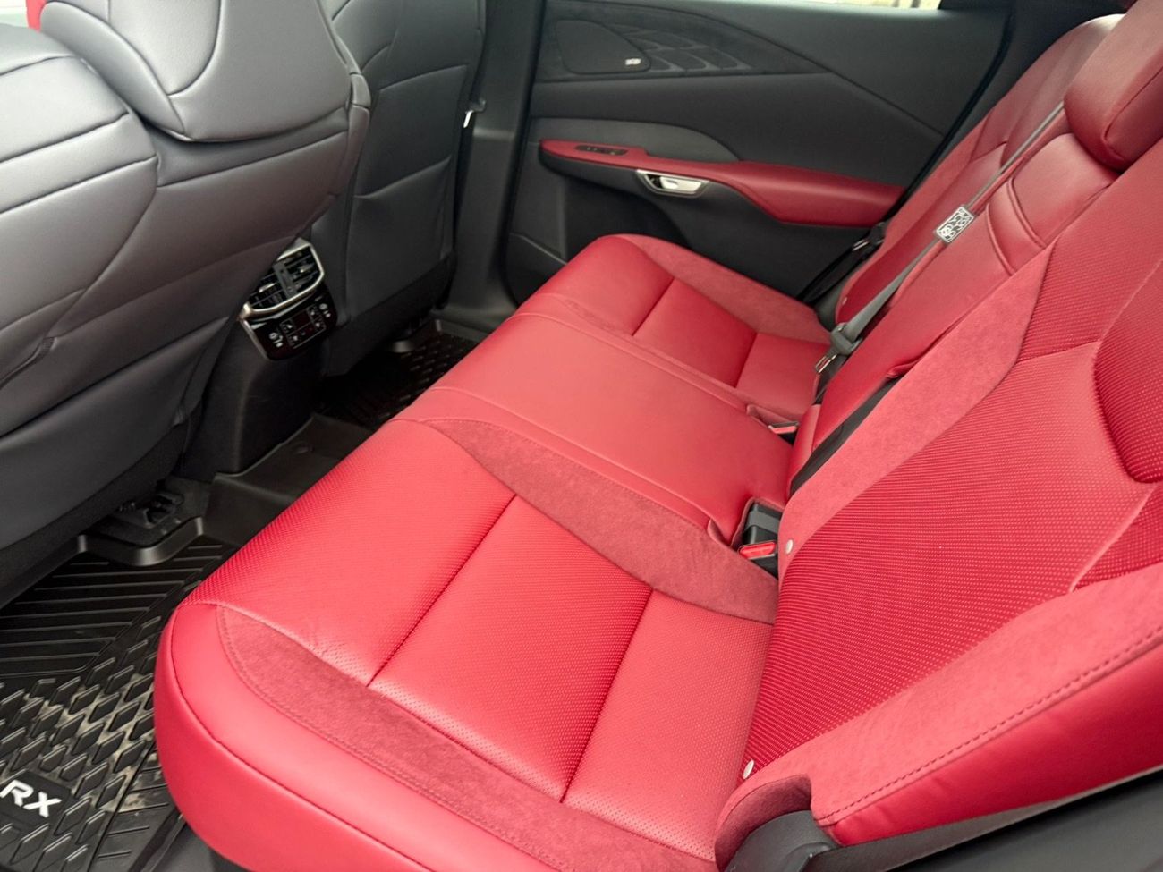 Lexus RX350 F-SPORT 3 - 2.4L