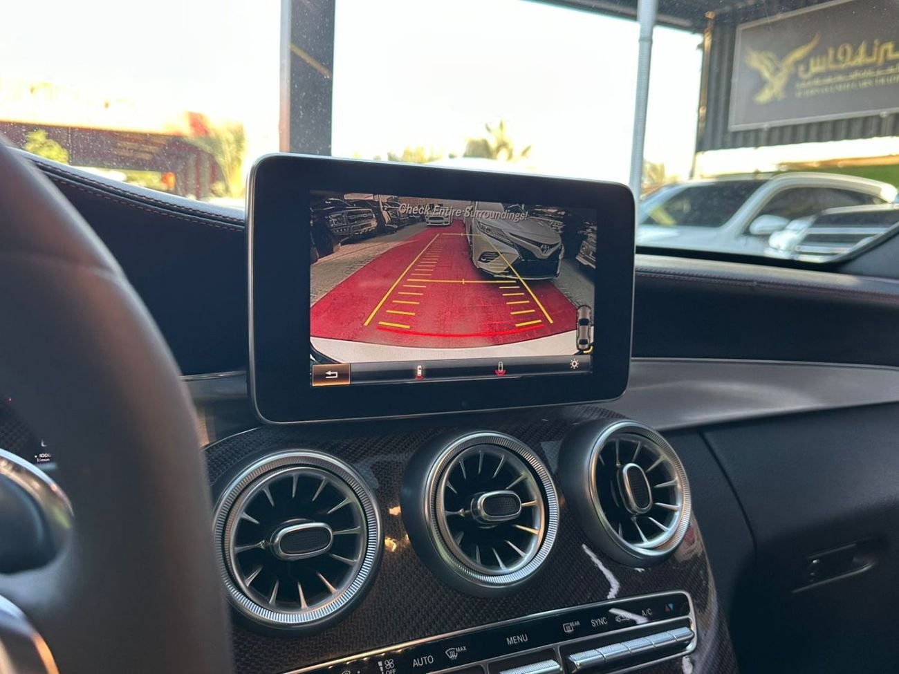 مرسيدس بنز C 63 AMG Std 4.0L Sedan