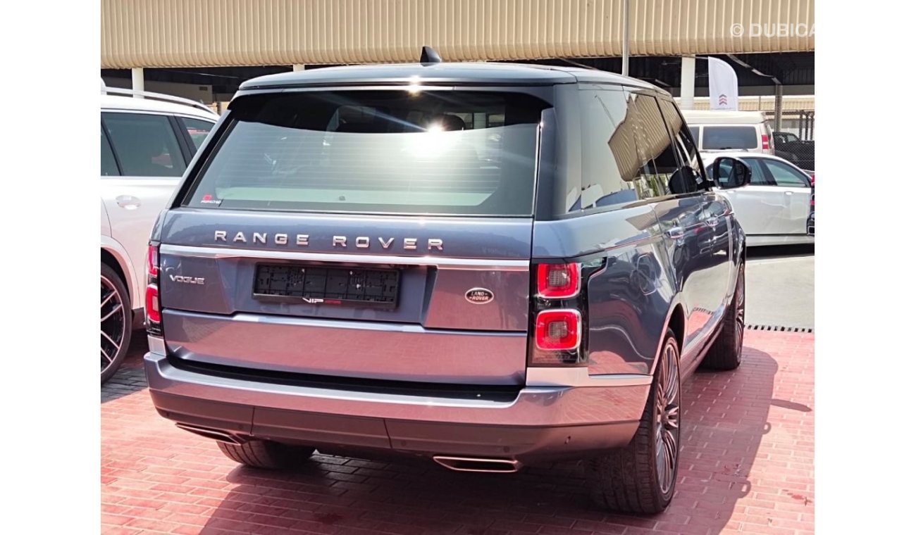 Land Rover Range Rover Vogue HSE under warranty 2019 GCC