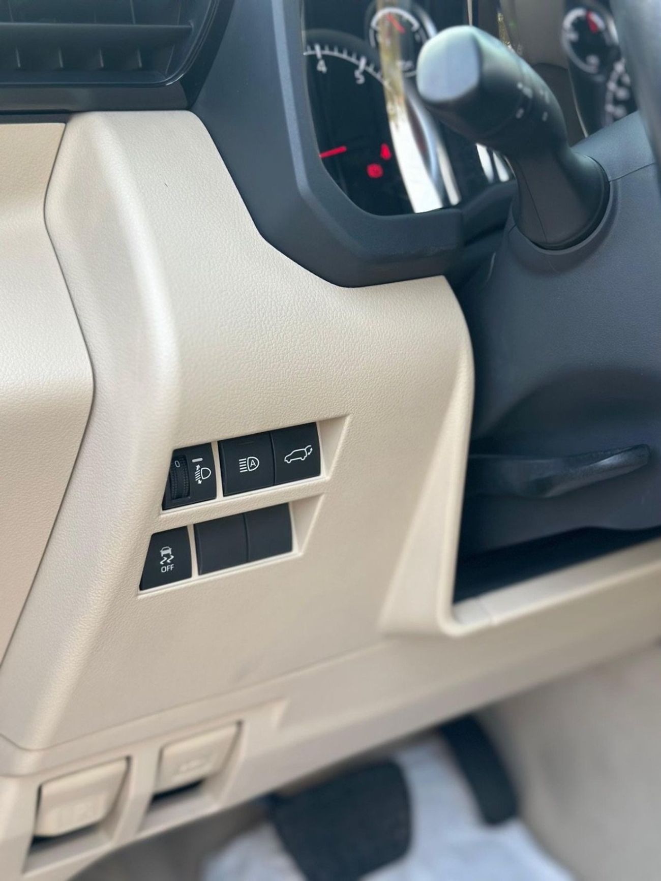 Toyota Land Cruiser GXR 2022 MODEL Twin Turbo Full Option Car is Very Clean and Perfect Condition