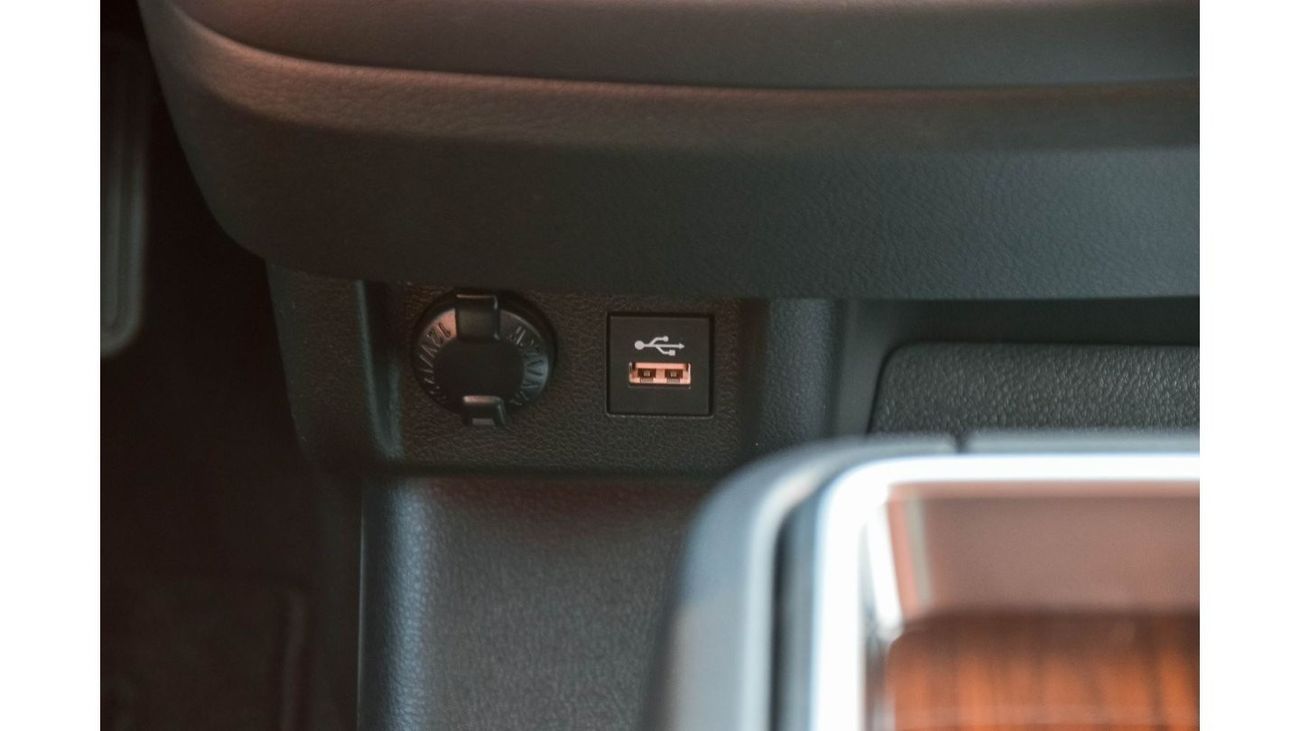 Toyota Granvia TOYOTA GRANVIA PREMIUM 2.8L RWD DIESEL MINIVAN 2025