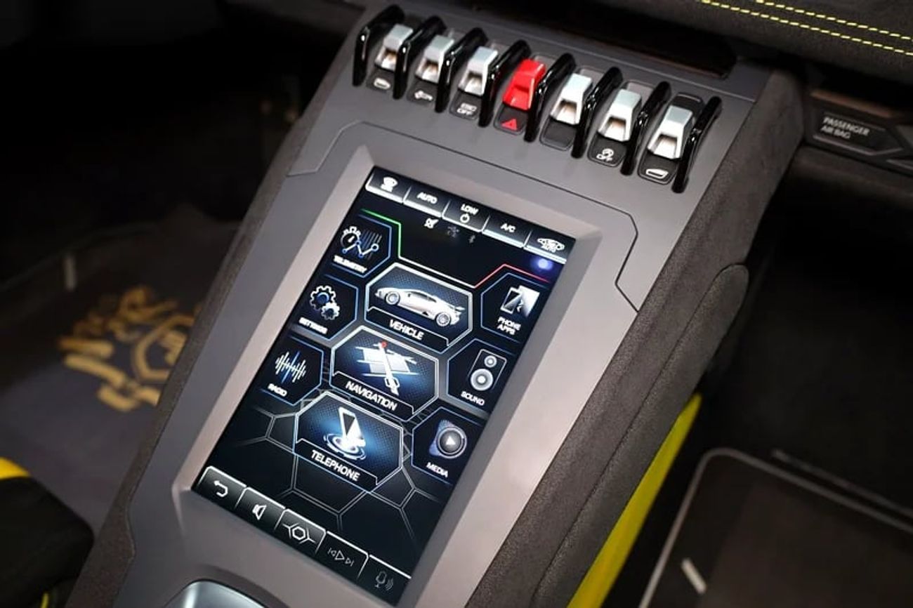 Lamborghini Huracan STO, Carbon Fiber Pack, Full Aero Kit, Apple CarPlay, Dealer Warranty!!