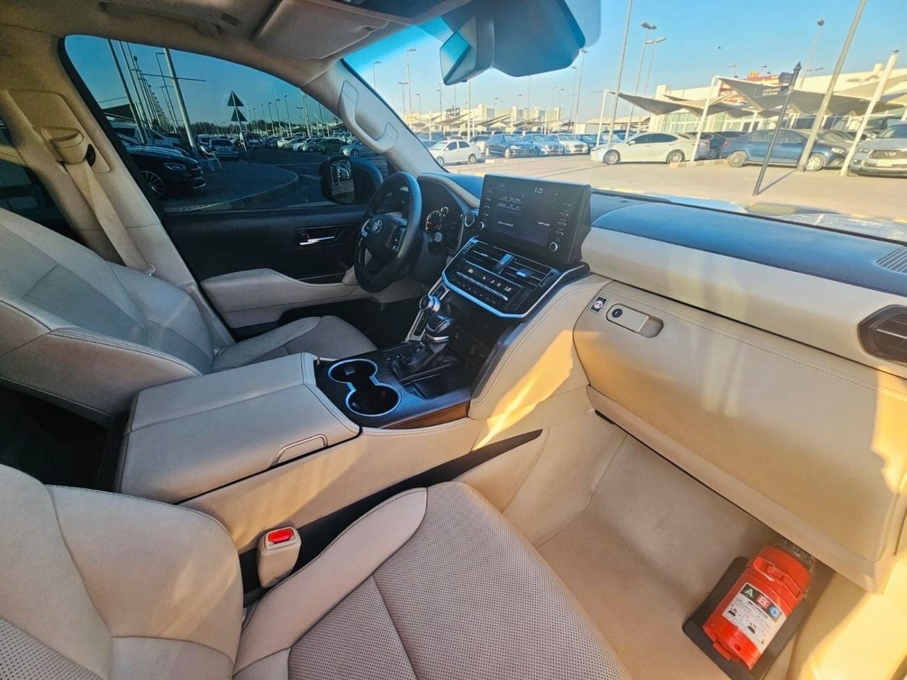 Toyota Land Cruiser 2022 MODEL GXR V6 4.0L Engine Full Option Very Clean and Perfect Condition